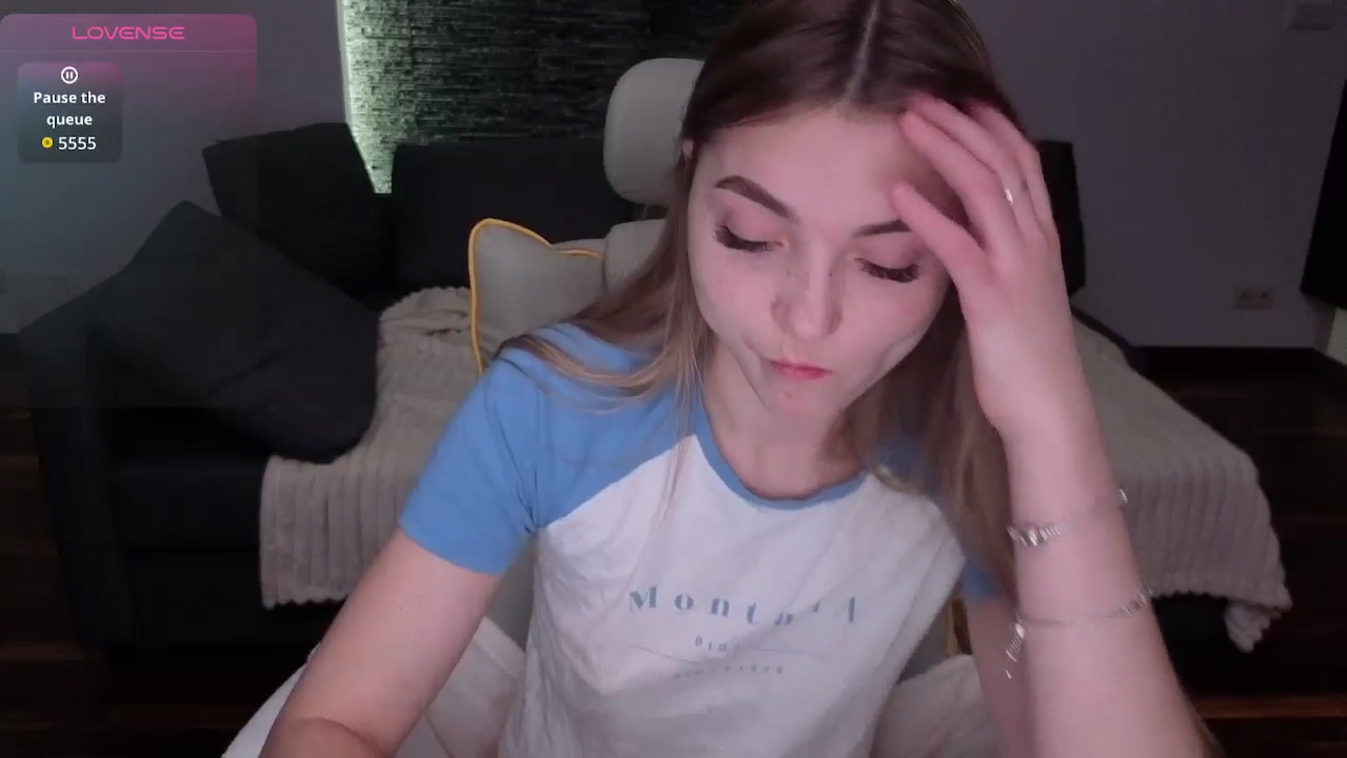 Gallery image thumbnail from Daisyy's myfreecams stream on, 03/01/2026, 17:47 image 9 of 20