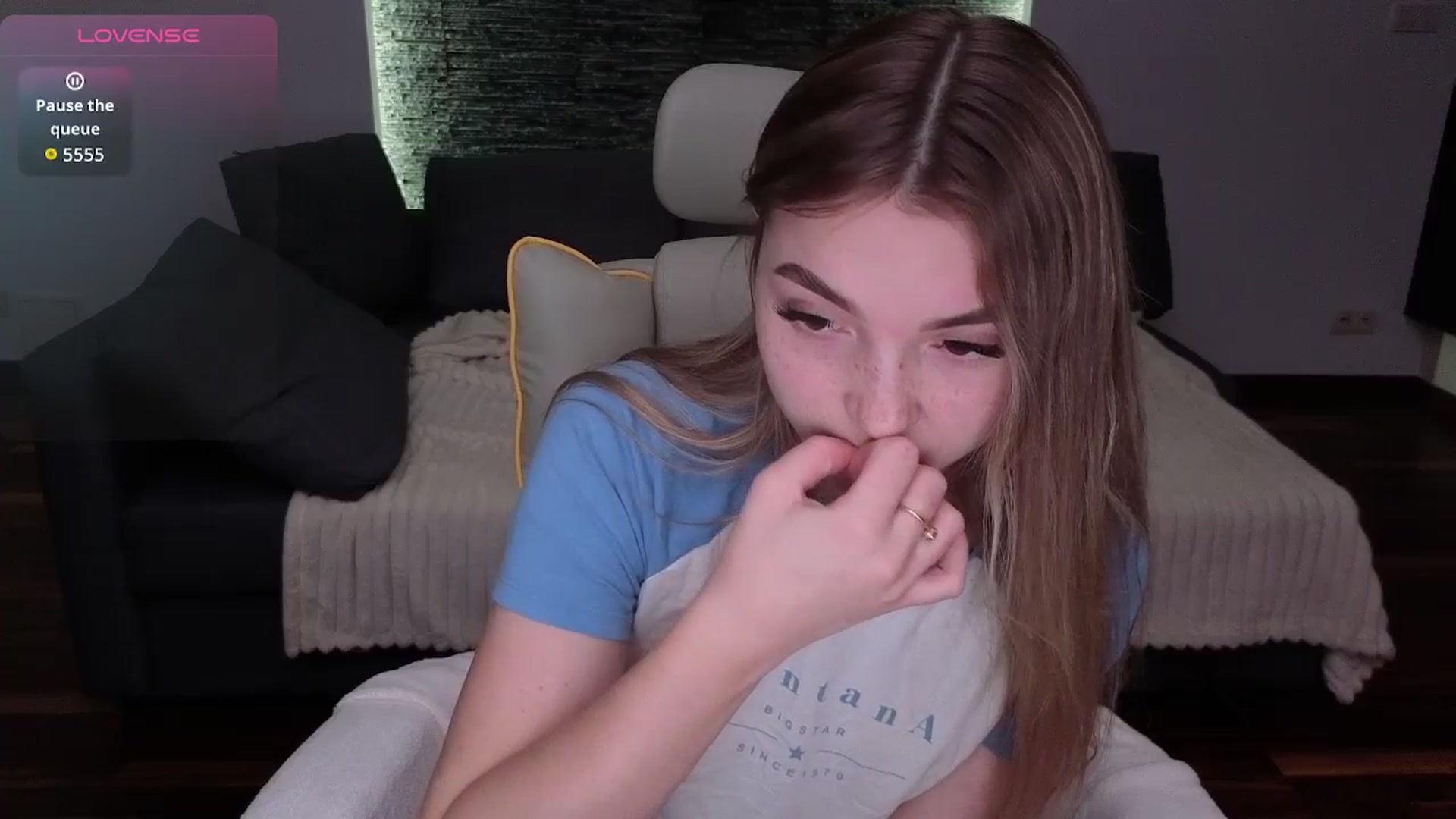 Gallery image thumbnail from Daisyy's myfreecams stream on, 03/01/2026, 17:47 image 8 of 20