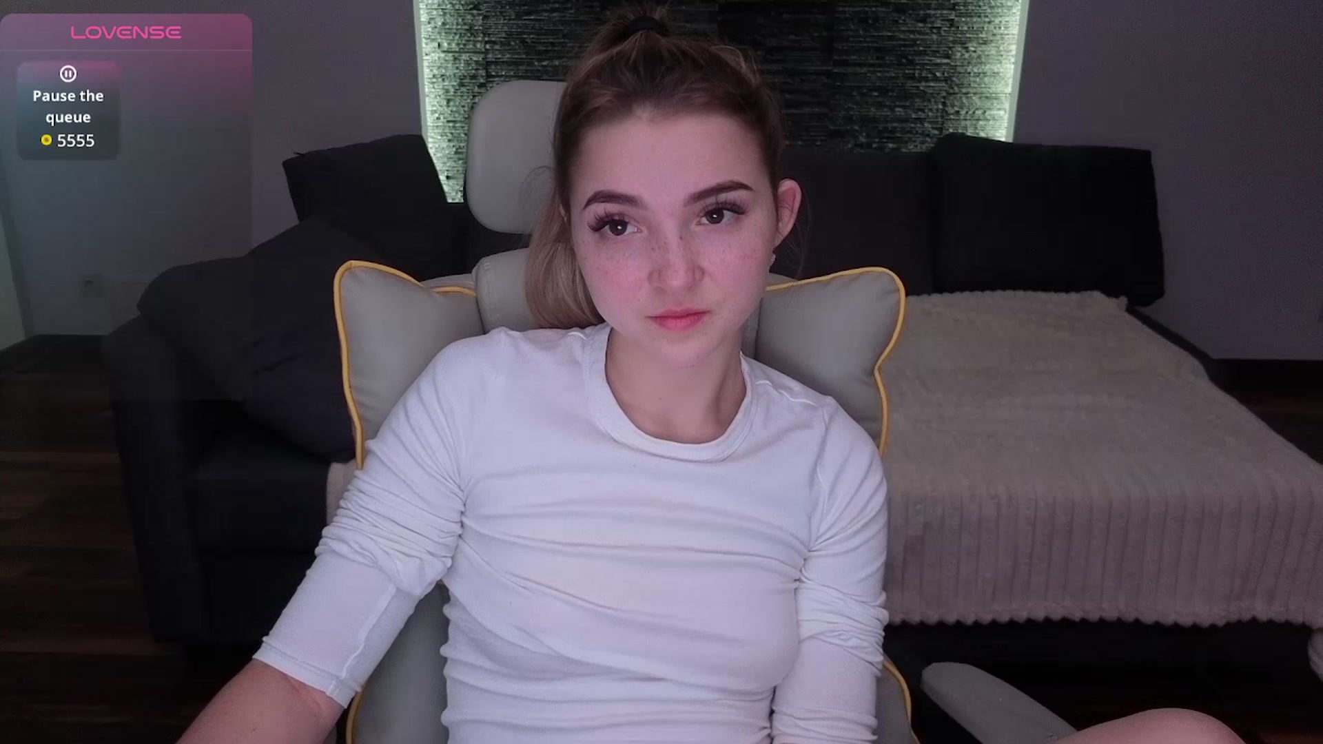 Gallery image thumbnail from Daisyy's myfreecams stream on, 03/02/2026, 23:20 image 14 of 20