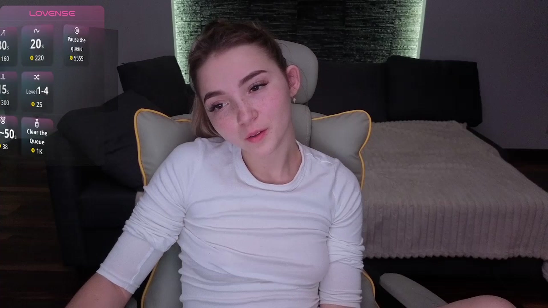 Gallery image thumbnail from Daisyy's myfreecams stream on, 03/02/2026, 23:20 image 13 of 20
