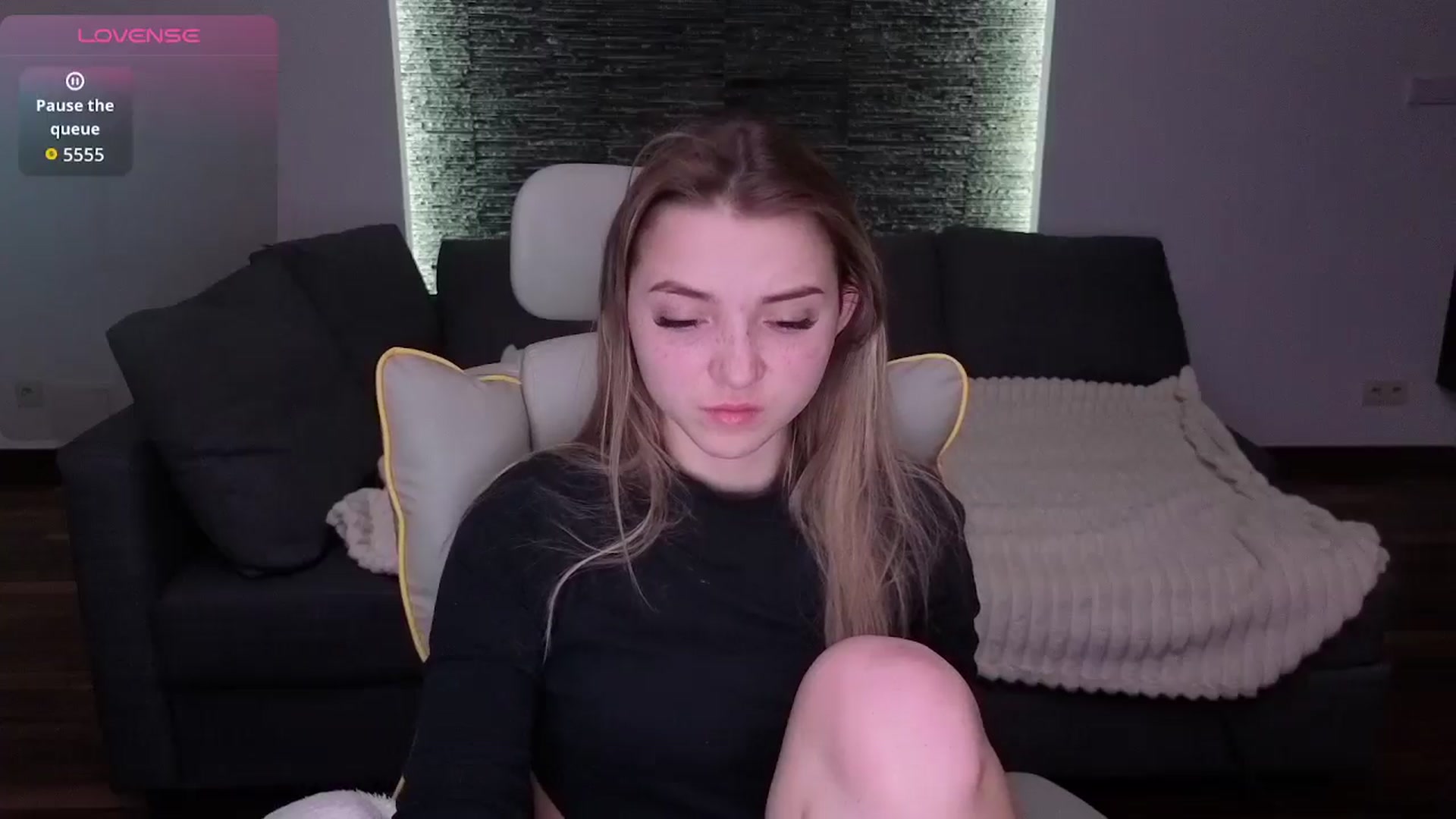 Gallery image thumbnail from Daisyy's myfreecams stream on, 03/05/2026, 17:02 image 8 of 20
