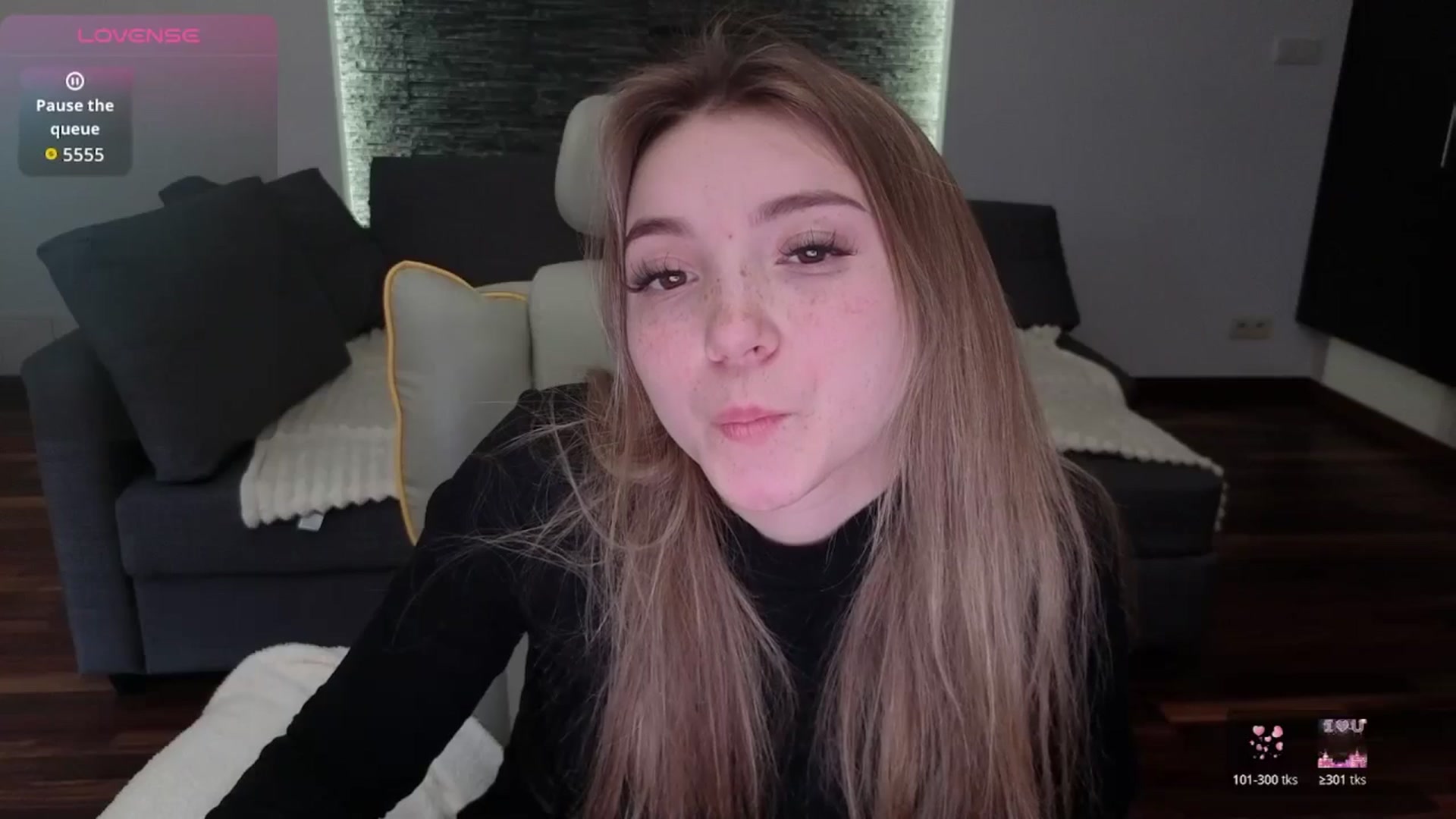 Gallery image thumbnail from Daisyy's myfreecams stream on, 03/11/2026, 15:33 image 9 of 20