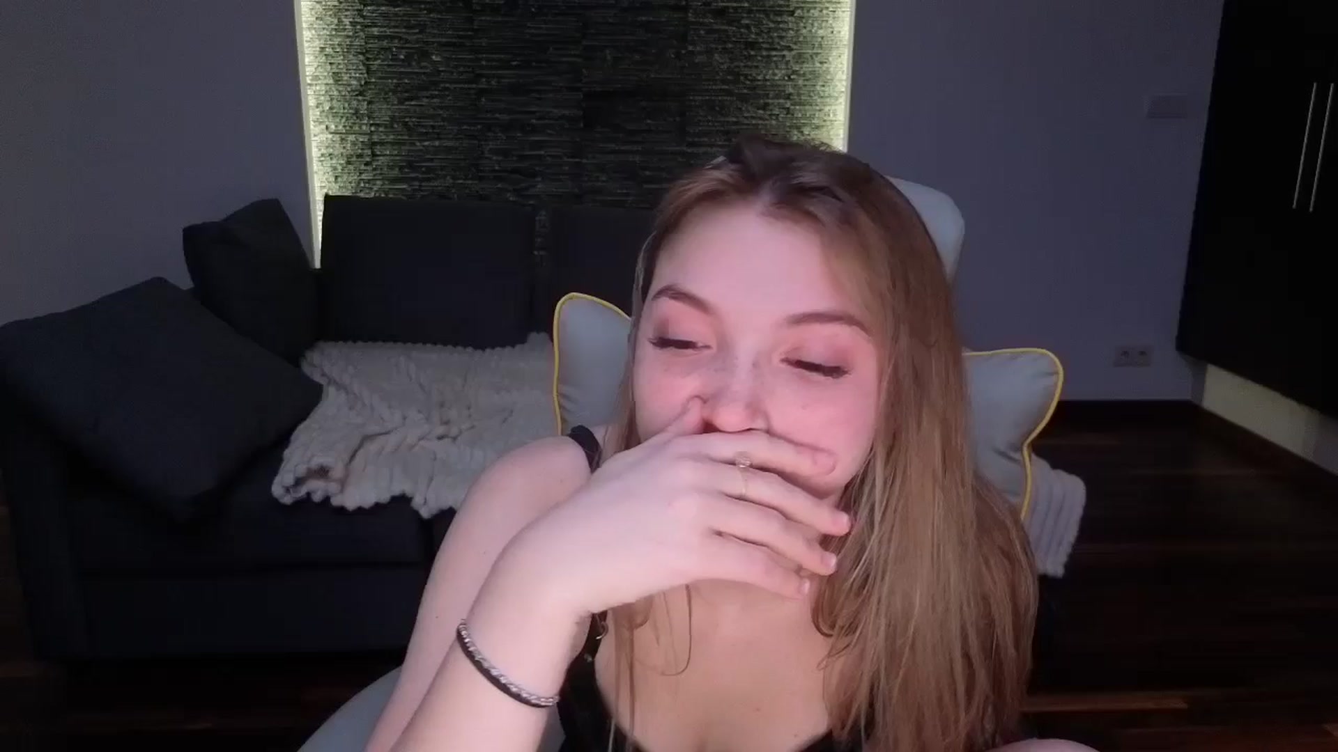 Gallery image thumbnail from Daisyy's myfreecams stream on, 03/13/2026, 21:00 image 15 of 20
