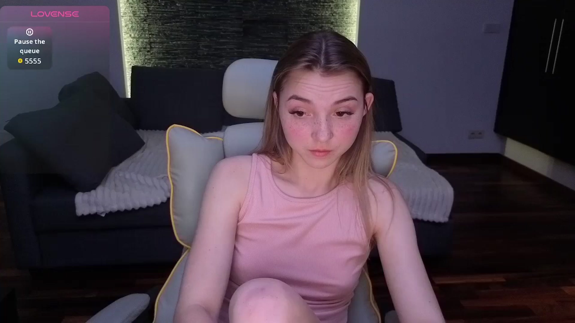 Gallery image thumbnail from Daisyy's myfreecams stream on, 03/16/2026, 17:41 image 3 of 20