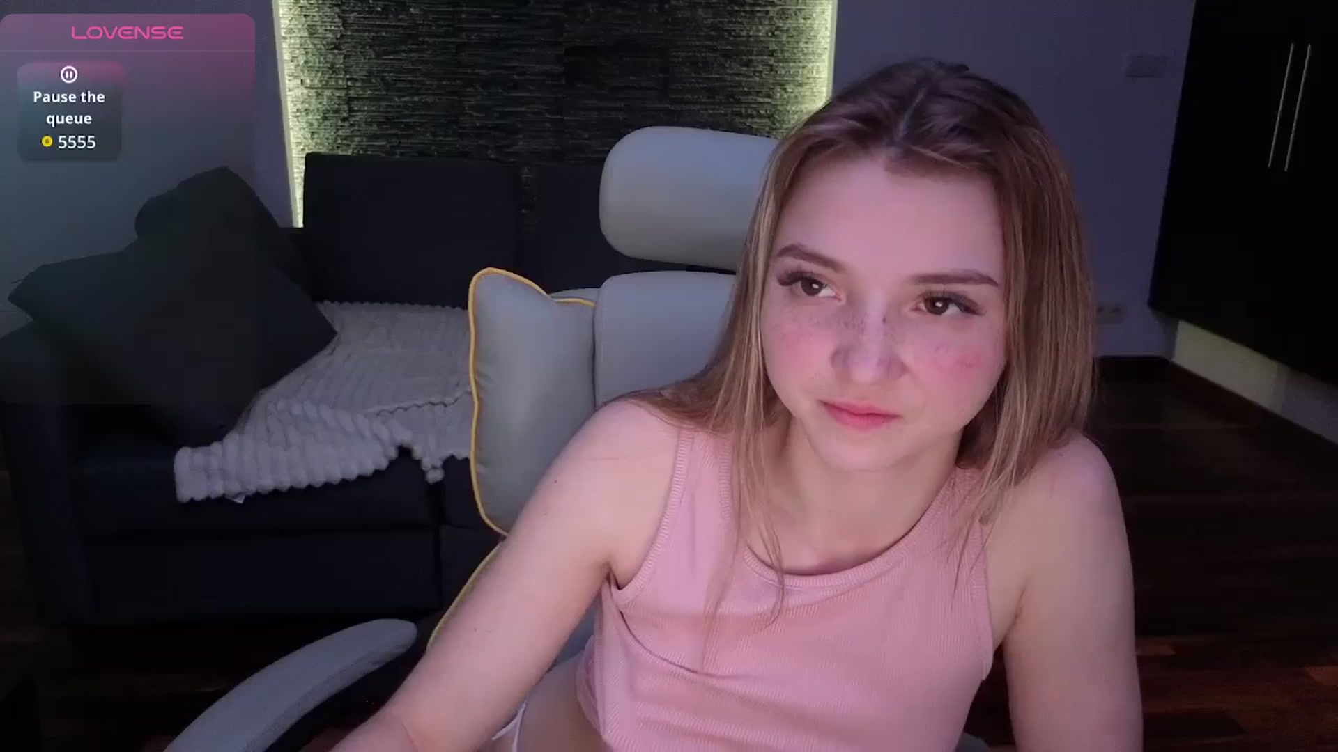 Gallery image thumbnail from Daisyy's myfreecams stream on, 03/16/2026, 17:41 image 18 of 20