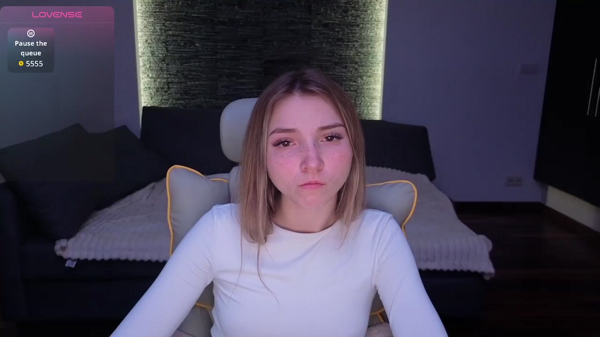 Gallery image thumbnail from Daisyy's myfreecams stream on, 03/17/2026, 22:22 image 4 of 20