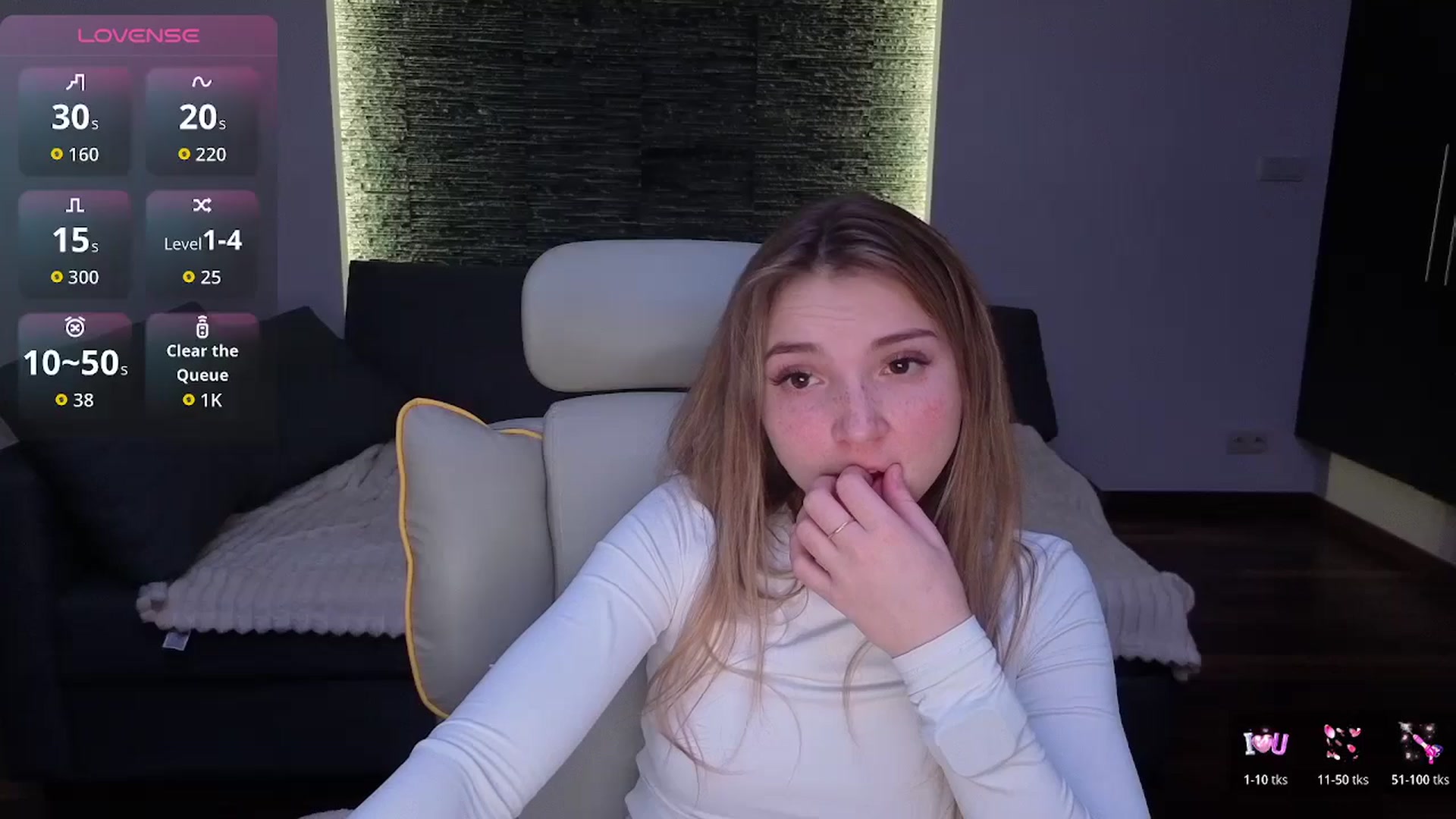 Gallery image thumbnail from Daisyy's myfreecams stream on, 03/17/2026, 22:59 image 19 of 20
