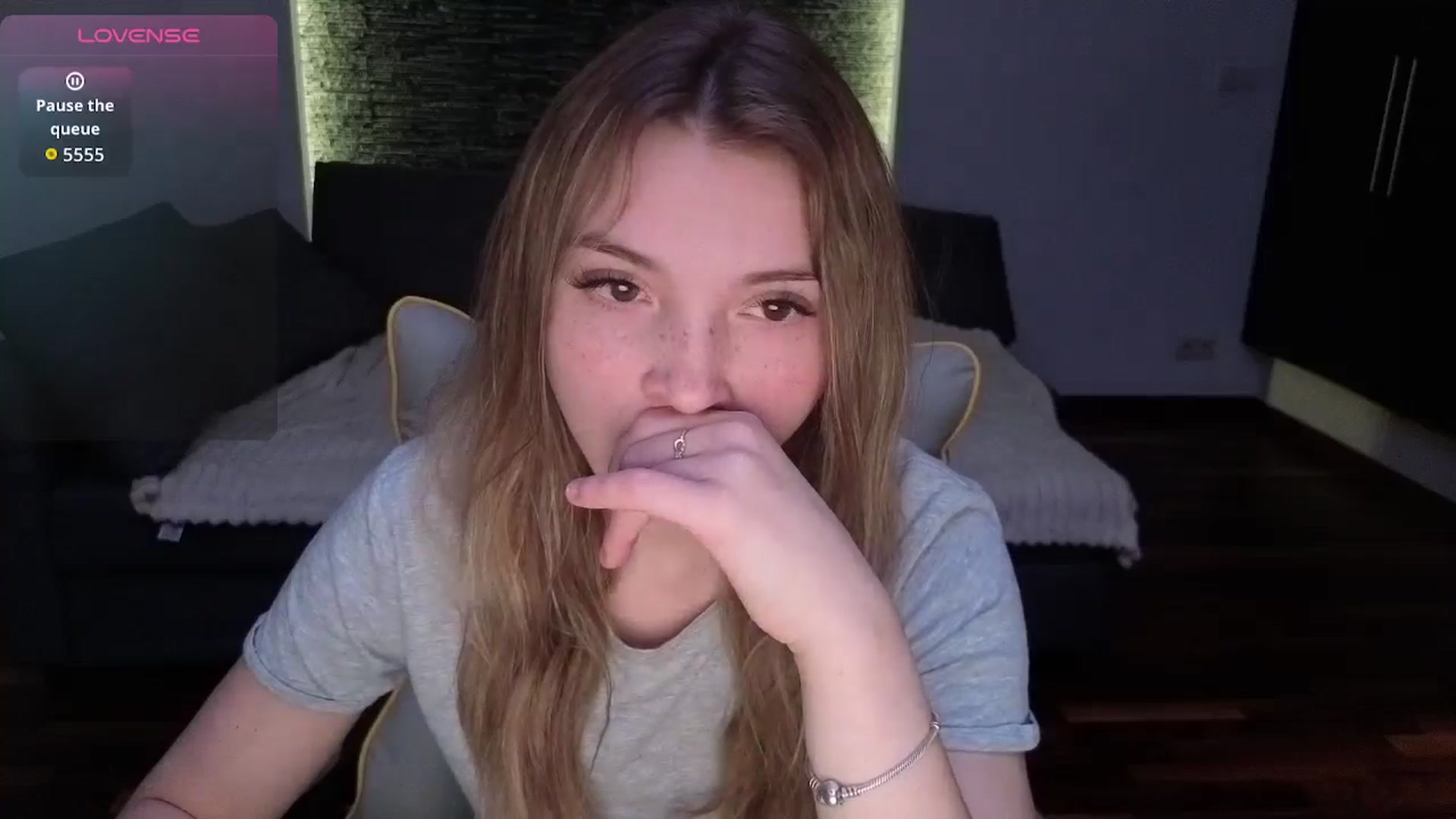 Gallery image thumbnail from Daisyy's myfreecams stream on, 03/19/2026, 16:55 image 4 of 20