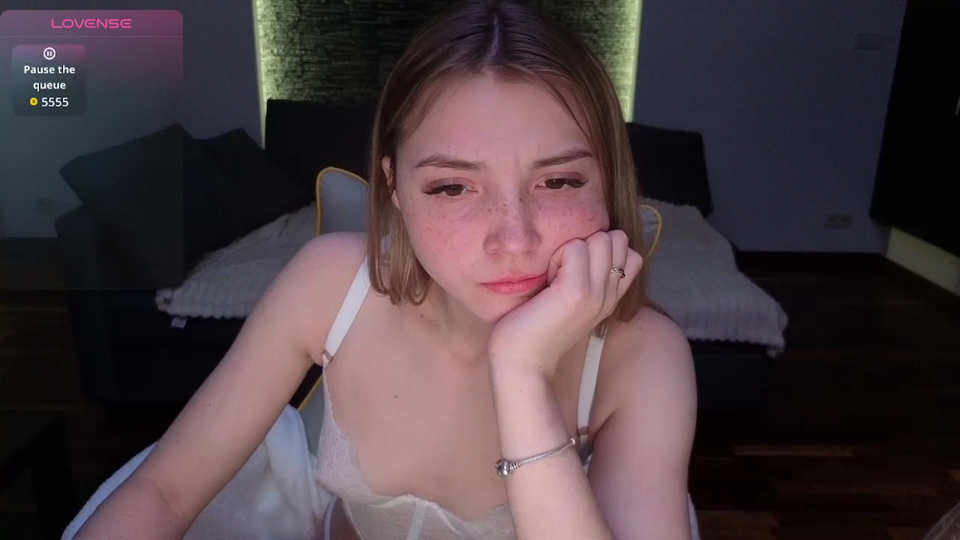 Gallery image thumbnail from Daisyy's myfreecams stream on, 03/20/2026, 20:29 image 16 of 20