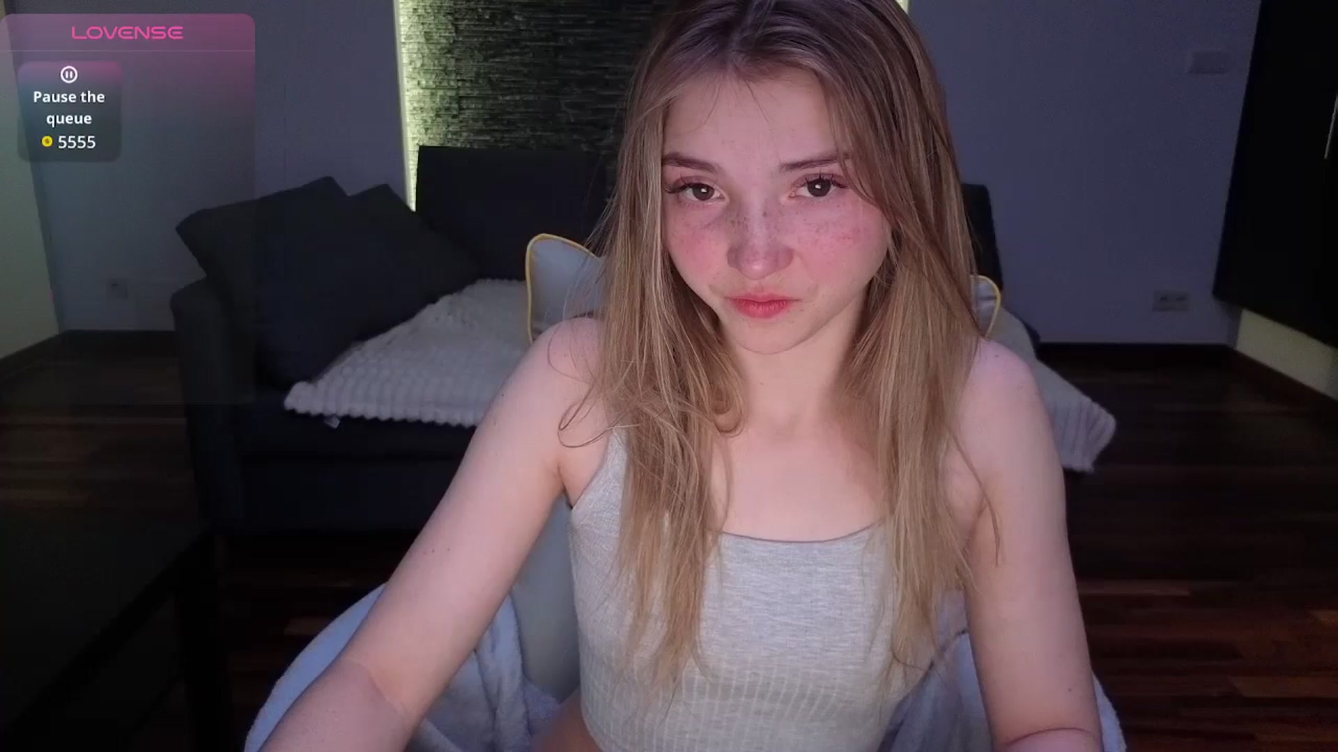 Gallery image thumbnail from Daisyy's myfreecams stream on, 03/25/2026, 22:06 image 17 of 20
