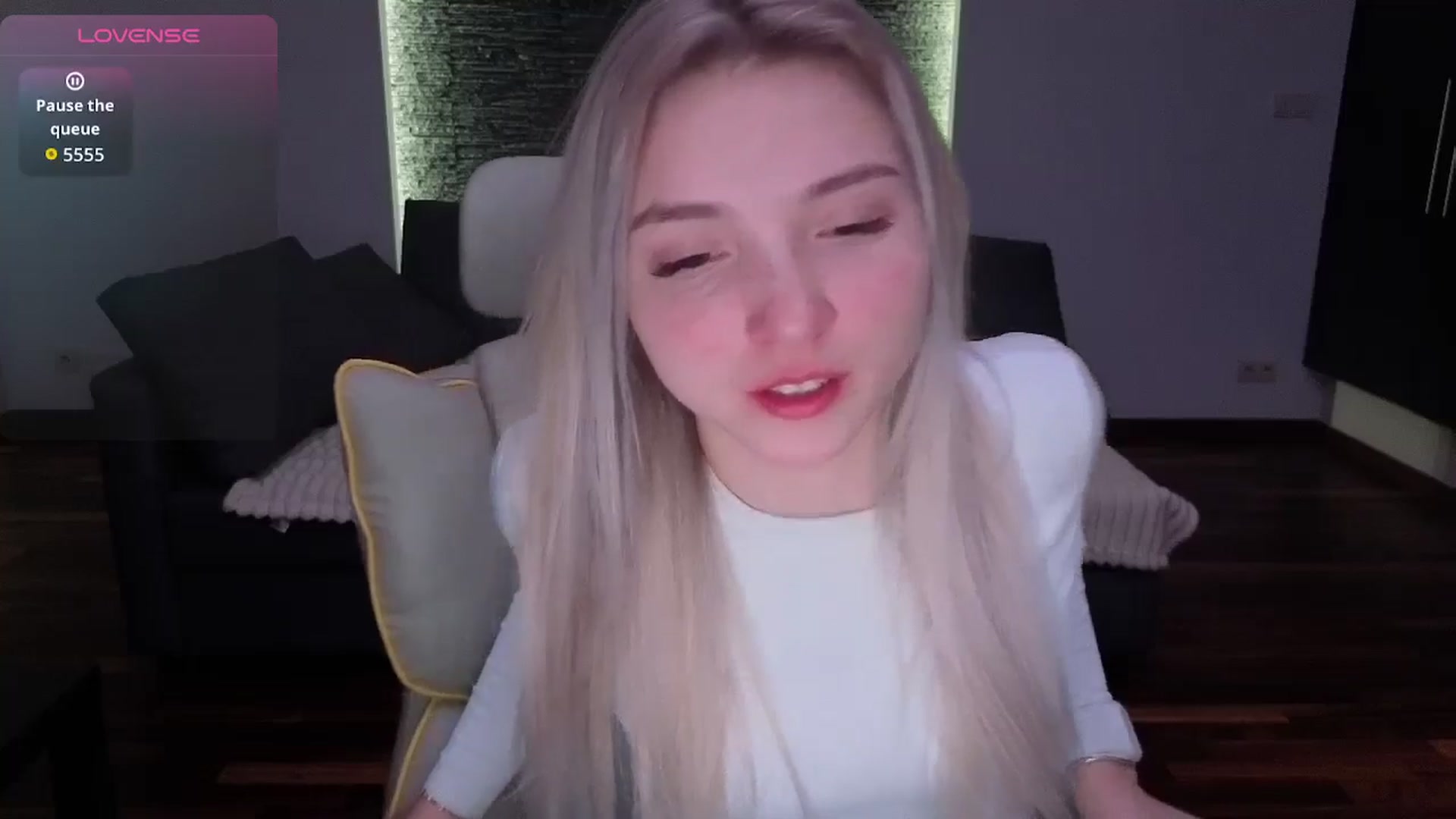 Gallery image thumbnail from Daisyy's myfreecams stream on, 03/27/2026, 23:05 image 14 of 20