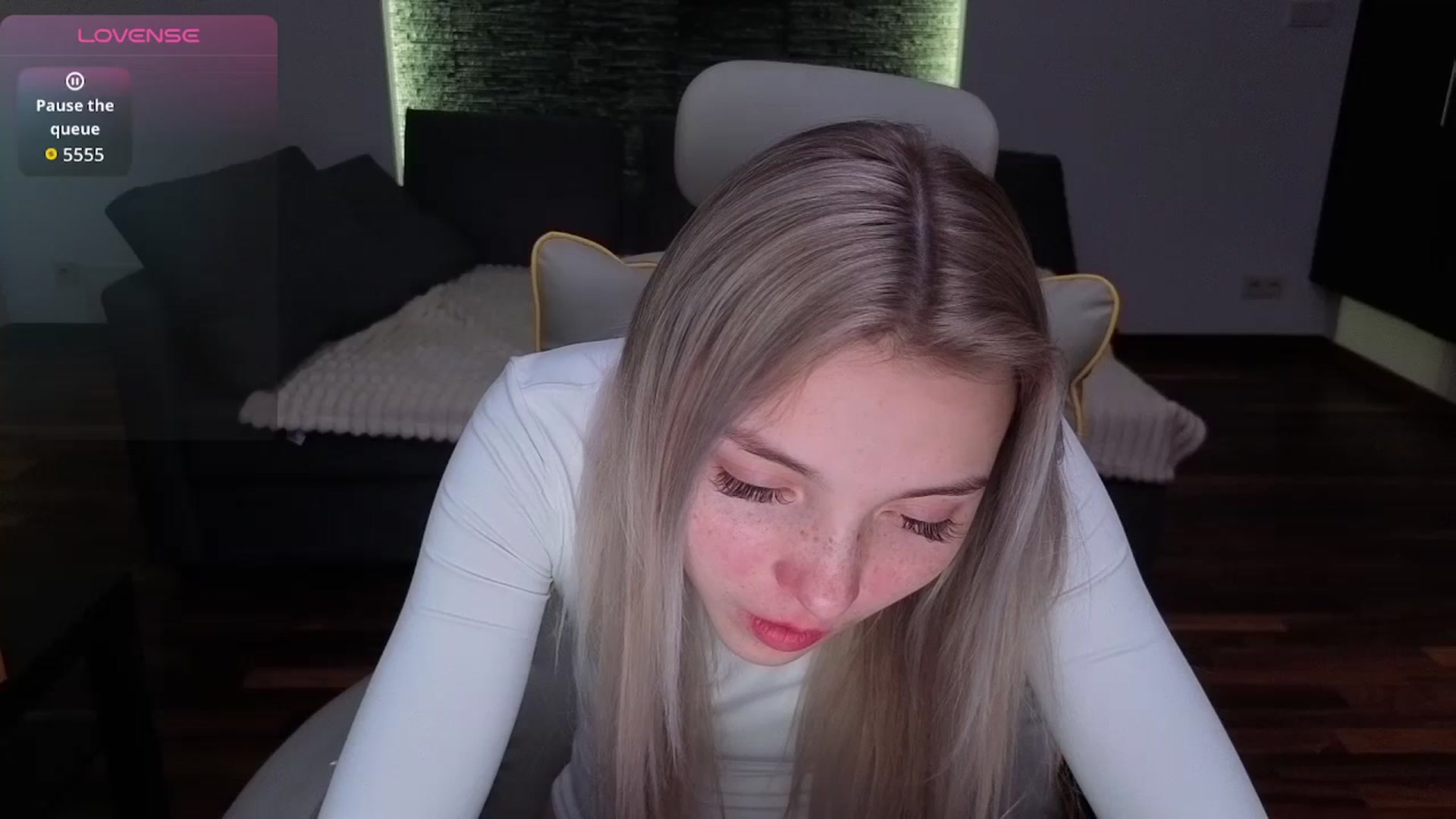 Gallery image thumbnail from Daisyy's myfreecams stream on, 03/28/2026, 01:20 image 1 of 20