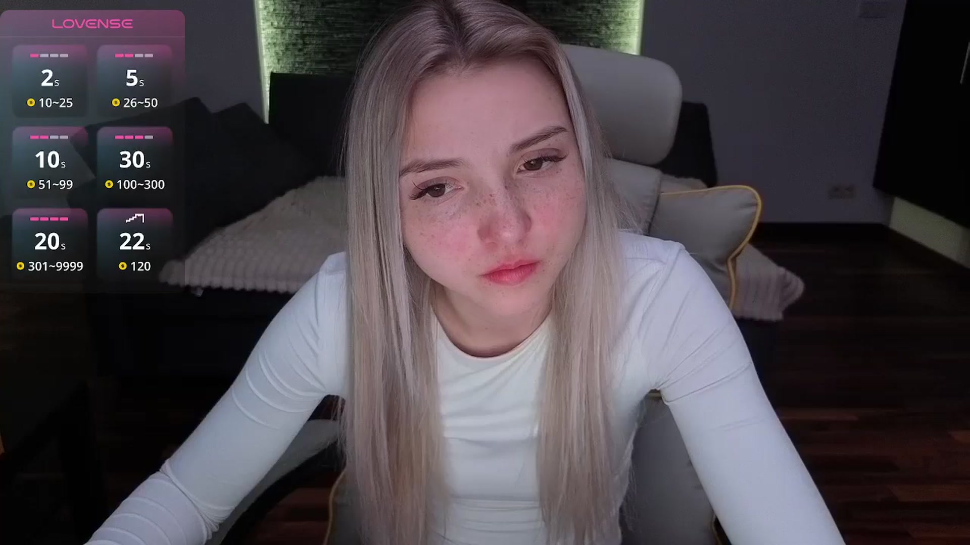 Gallery image thumbnail from Daisyy's myfreecams stream on, 03/28/2026, 01:20 image 2 of 20