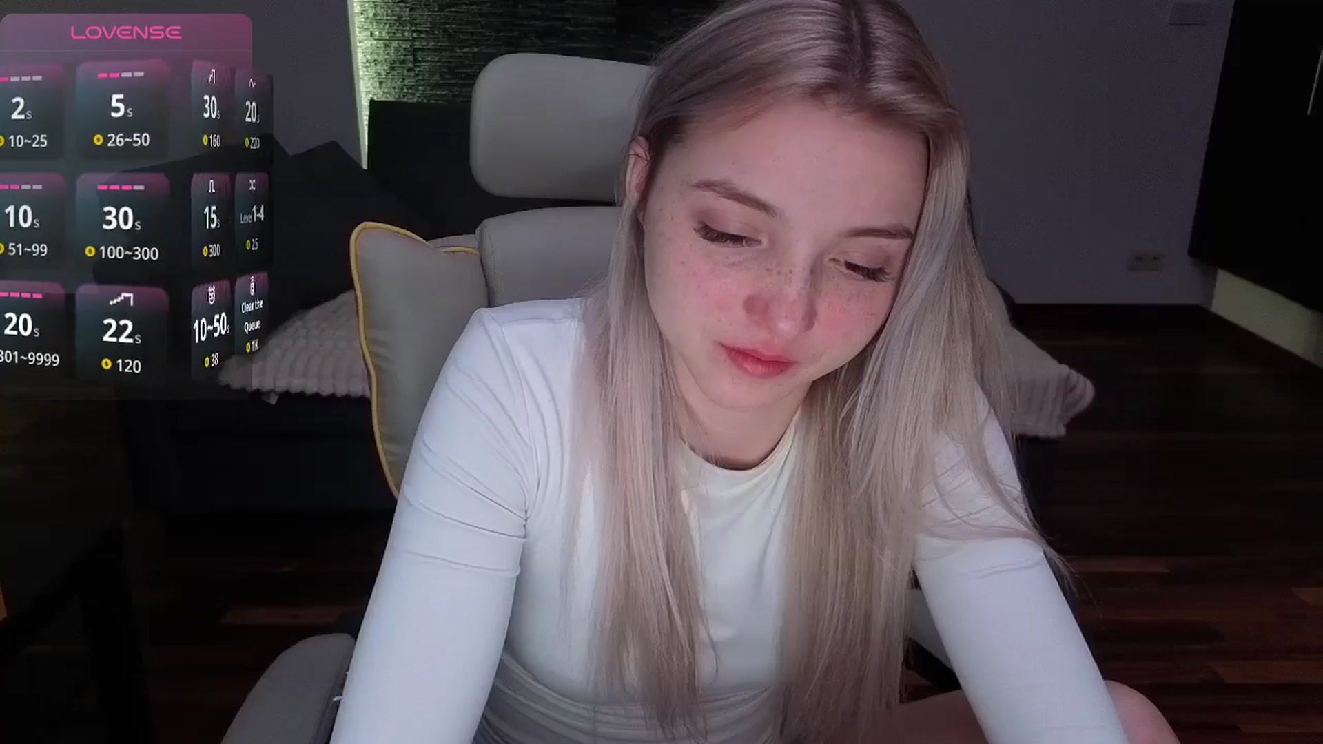 Gallery image thumbnail from Daisyy's myfreecams stream on, 03/28/2026, 01:20 image 9 of 20