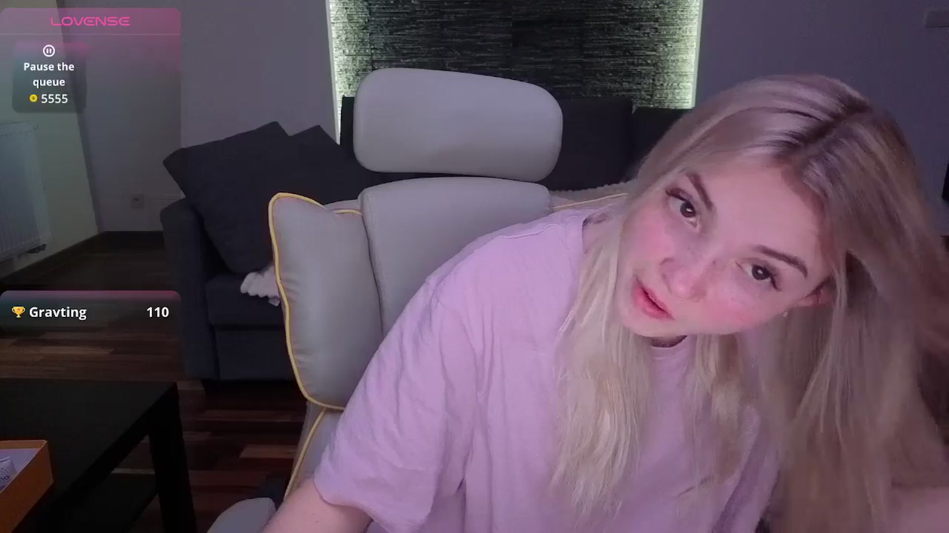 Gallery image thumbnail from Daisyy's myfreecams stream on, 03/30/2026, 16:30 image 10 of 20