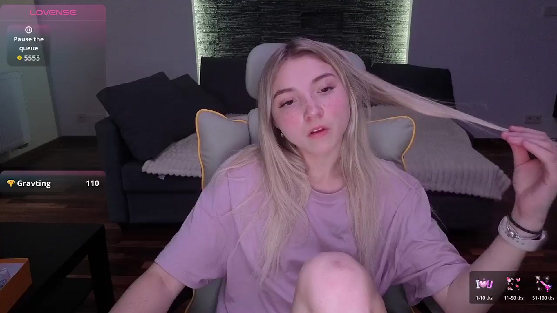 Gallery image thumbnail from Daisyy's myfreecams stream on, 03/30/2026, 16:30 image 6 of 20