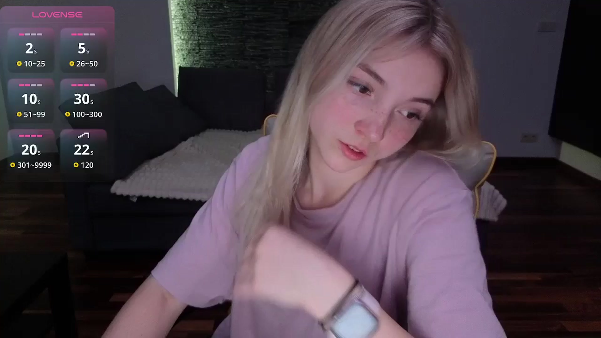 Gallery image thumbnail from Daisyy's myfreecams stream on, 03/30/2026, 16:30 image 18 of 20