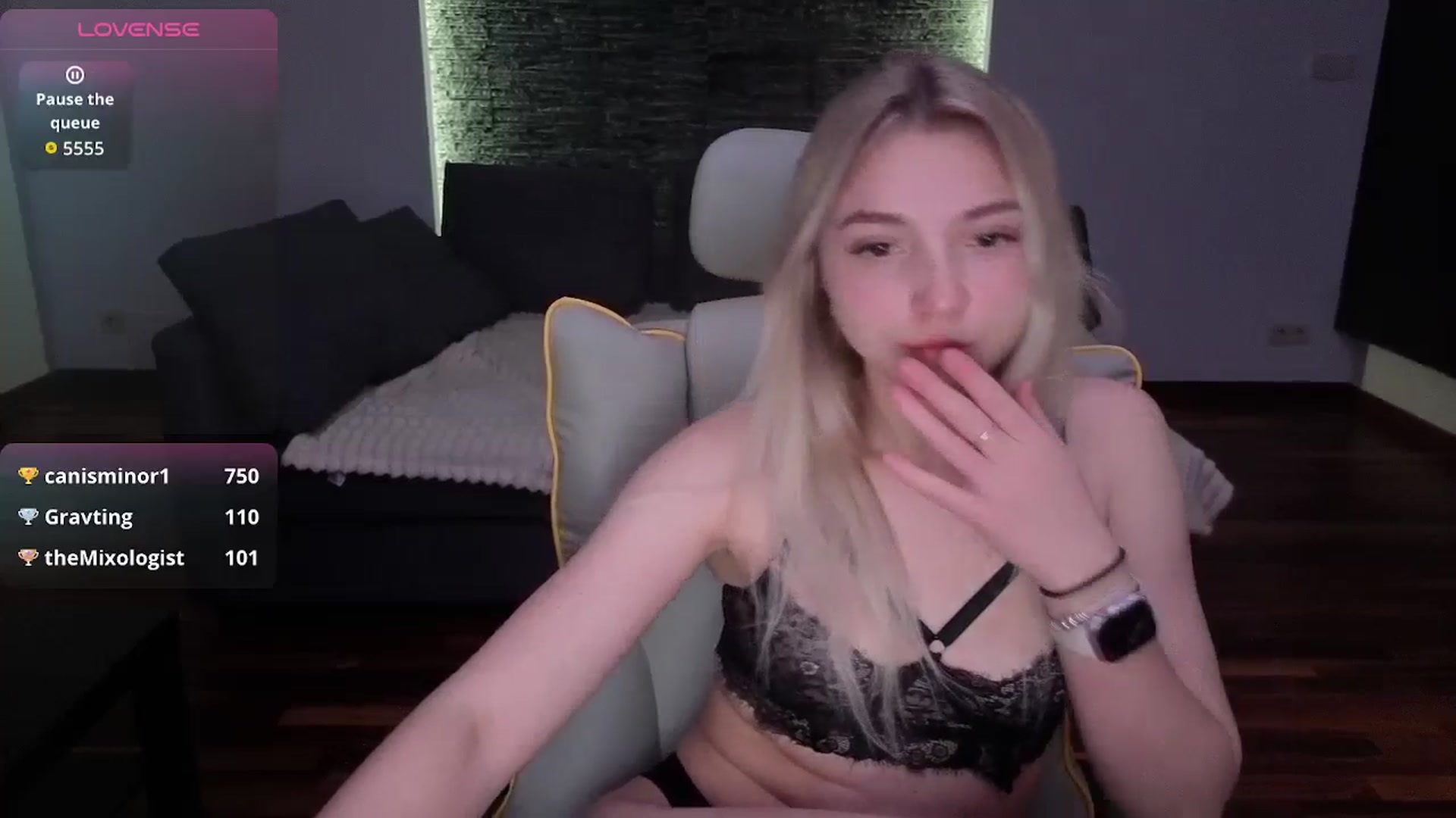Gallery image thumbnail from Daisyy's myfreecams stream on, 03/30/2026, 18:08 image 16 of 20
