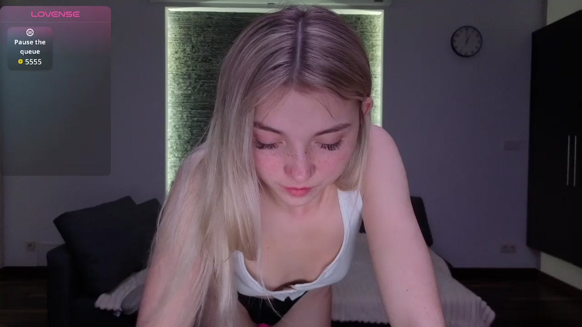 Gallery image thumbnail from Daisyy's myfreecams stream on, 03/30/2026, 21:12 image 3 of 20
