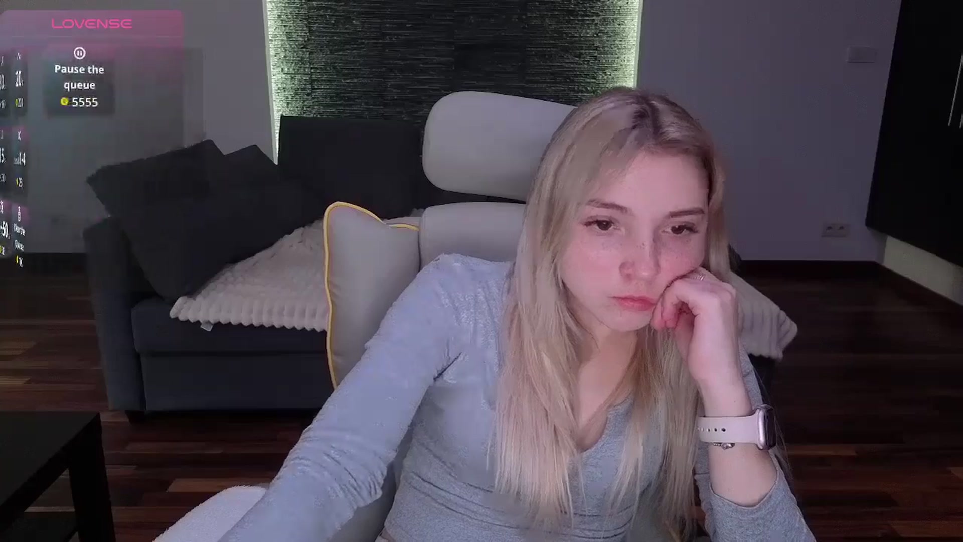 Gallery image thumbnail from Daisyy's myfreecams stream on, 03/31/2026, 12:47 image 2 of 20