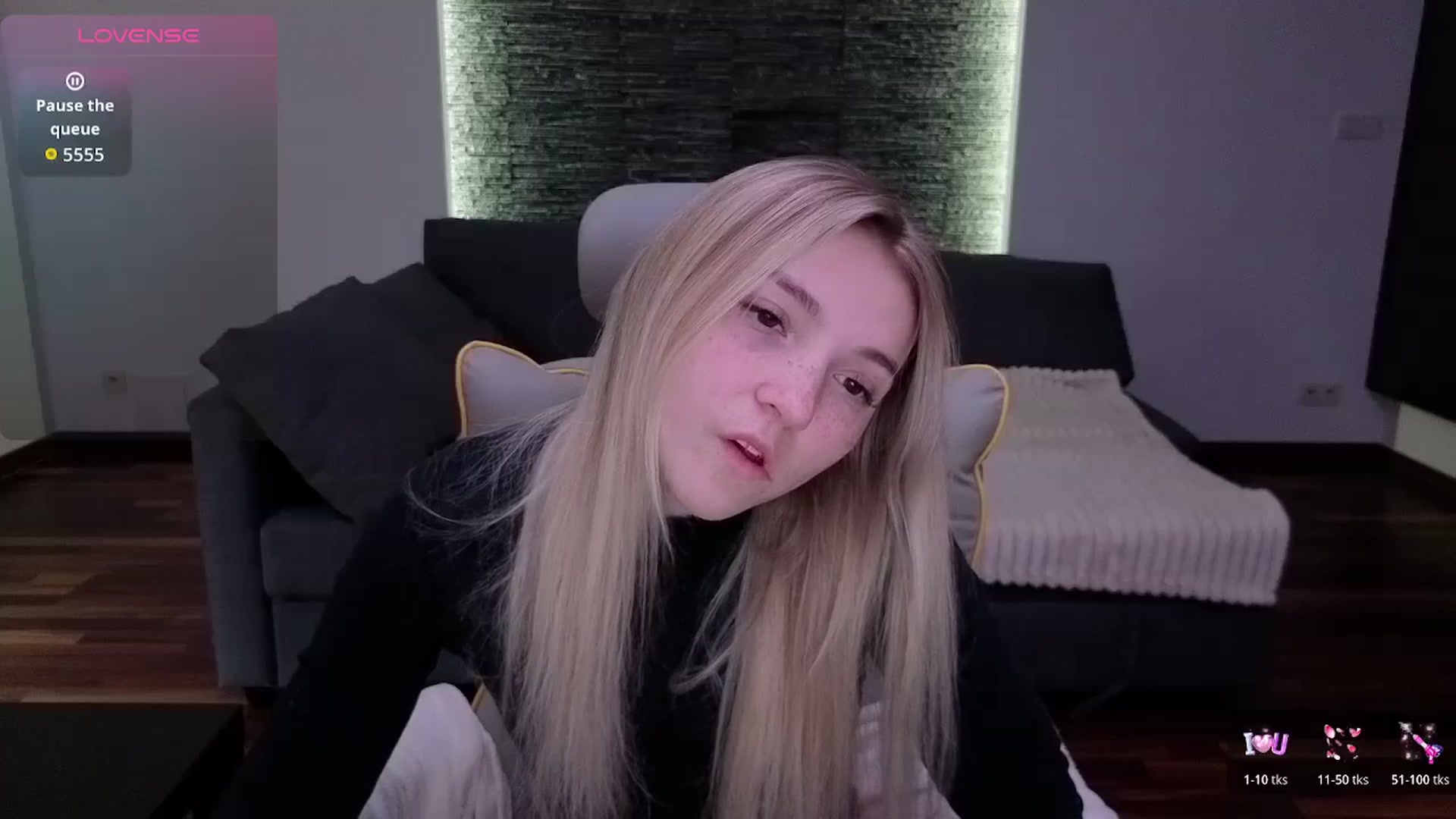 Gallery image thumbnail from Daisyy's myfreecams stream on, 04/02/2026, 15:46 image 11 of 20