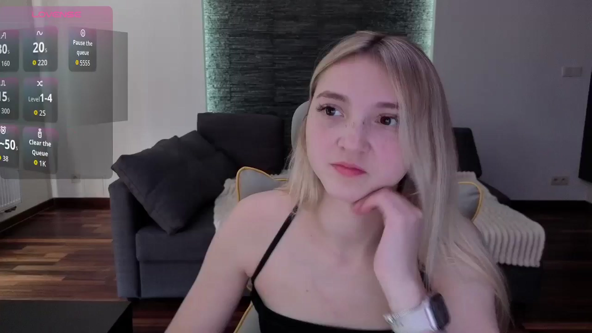 Gallery image thumbnail from Daisyy's myfreecams stream on, 04/03/2026, 16:03 image 8 of 20