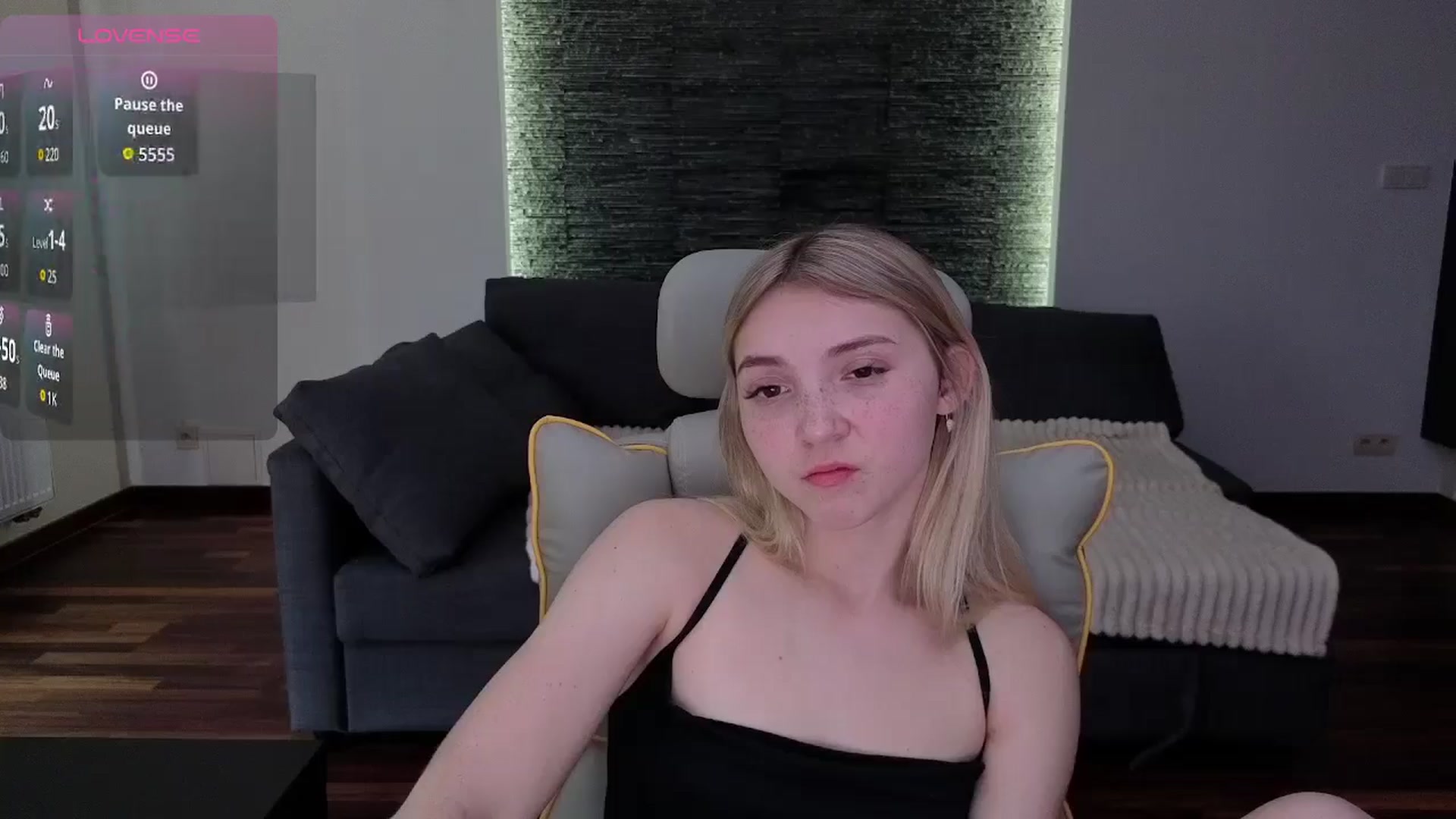 Gallery image thumbnail from Daisyy's myfreecams stream on, 04/03/2026, 16:03 image 3 of 20