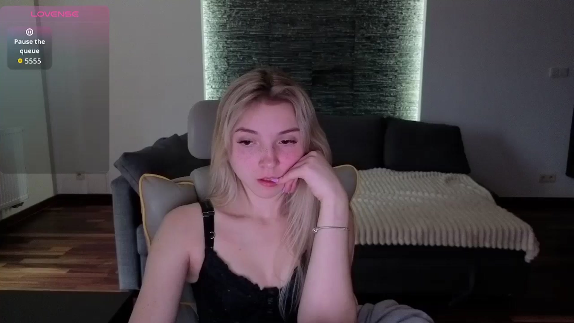 Gallery image thumbnail from Daisyy's myfreecams stream on, 04/04/2026, 13:01 image 20 of 20