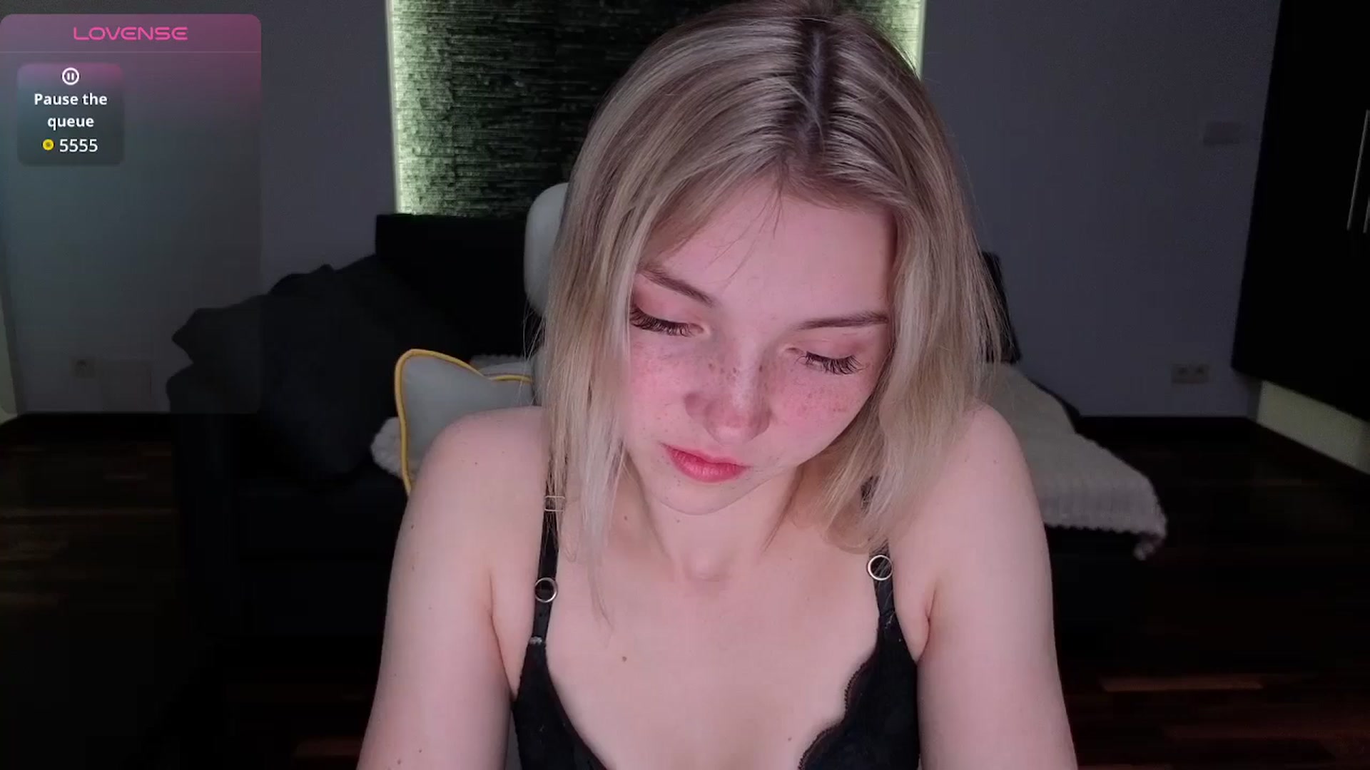 Gallery image thumbnail from Daisyy's myfreecams stream on, 04/04/2026, 18:58 image 10 of 20