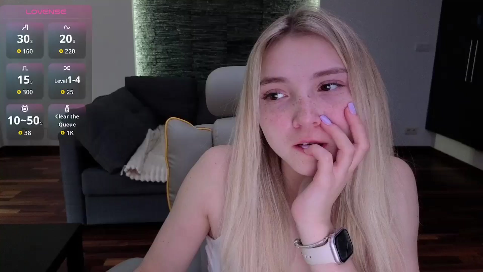 Gallery image thumbnail from Daisyy's myfreecams stream on, 04/05/2026, 17:53 image 1 of 20