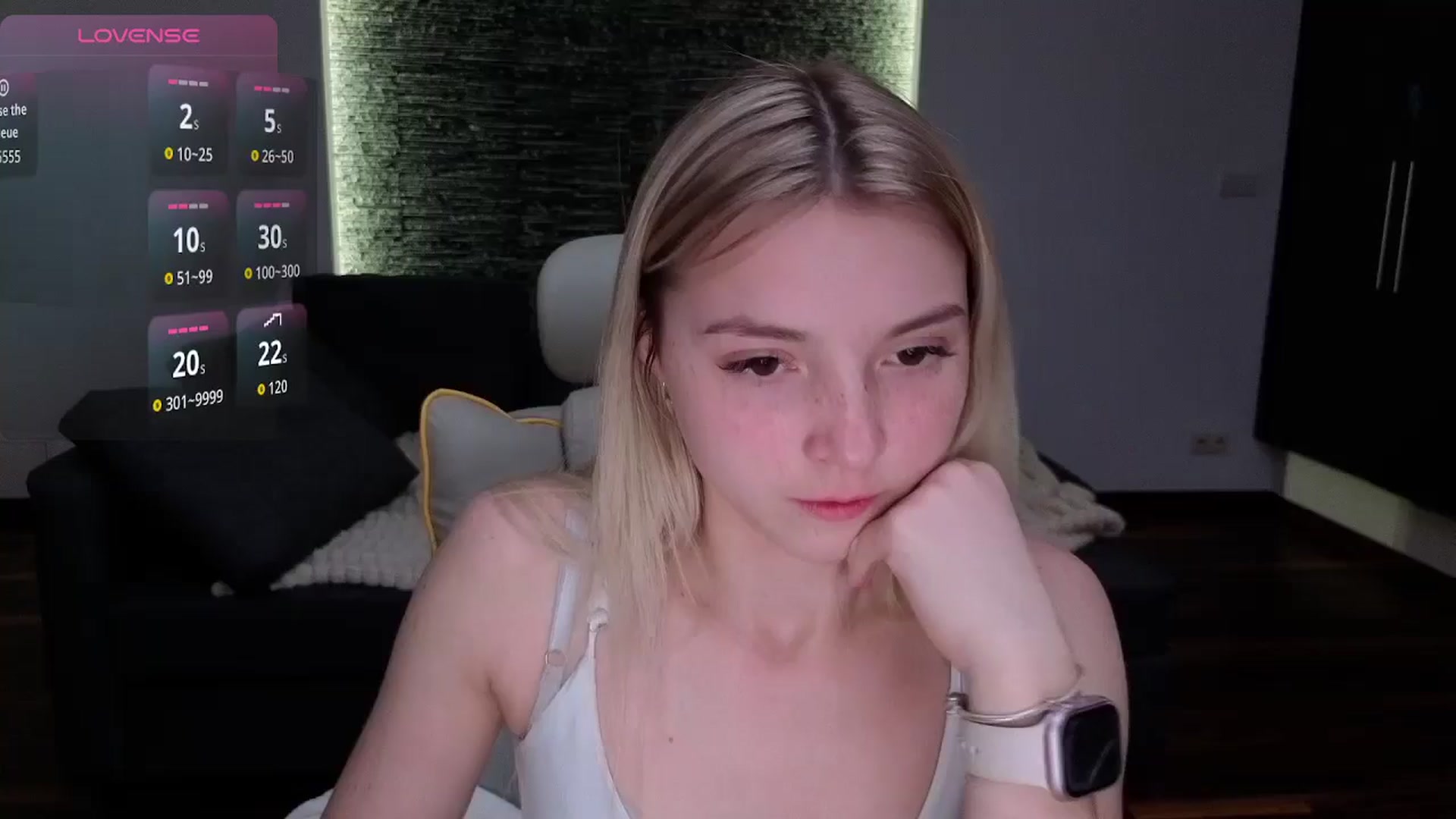 Gallery image thumbnail from Daisyy's myfreecams stream on, 04/05/2026, 21:39 image 1 of 20
