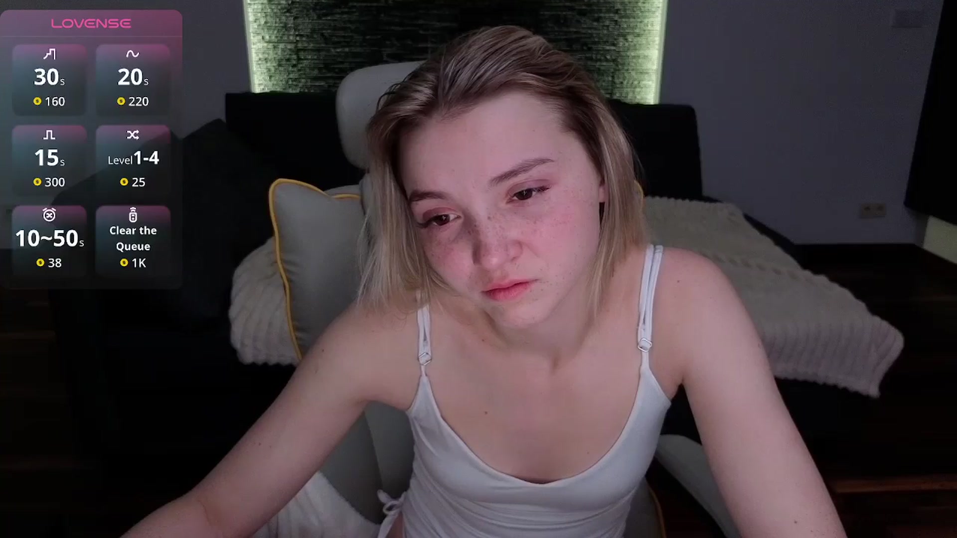 Gallery image thumbnail from Daisyy's myfreecams stream on, 04/05/2026, 23:52 image 16 of 20