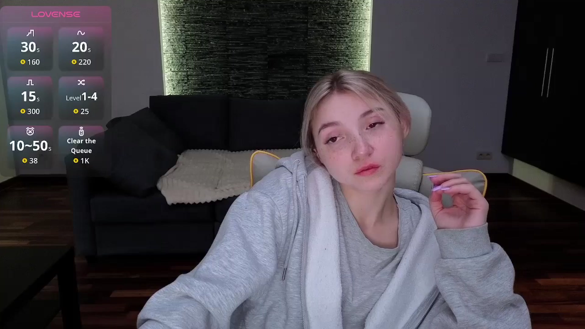 Gallery image thumbnail from Daisyy's myfreecams stream on, 04/08/2026, 15:52 image 6 of 20