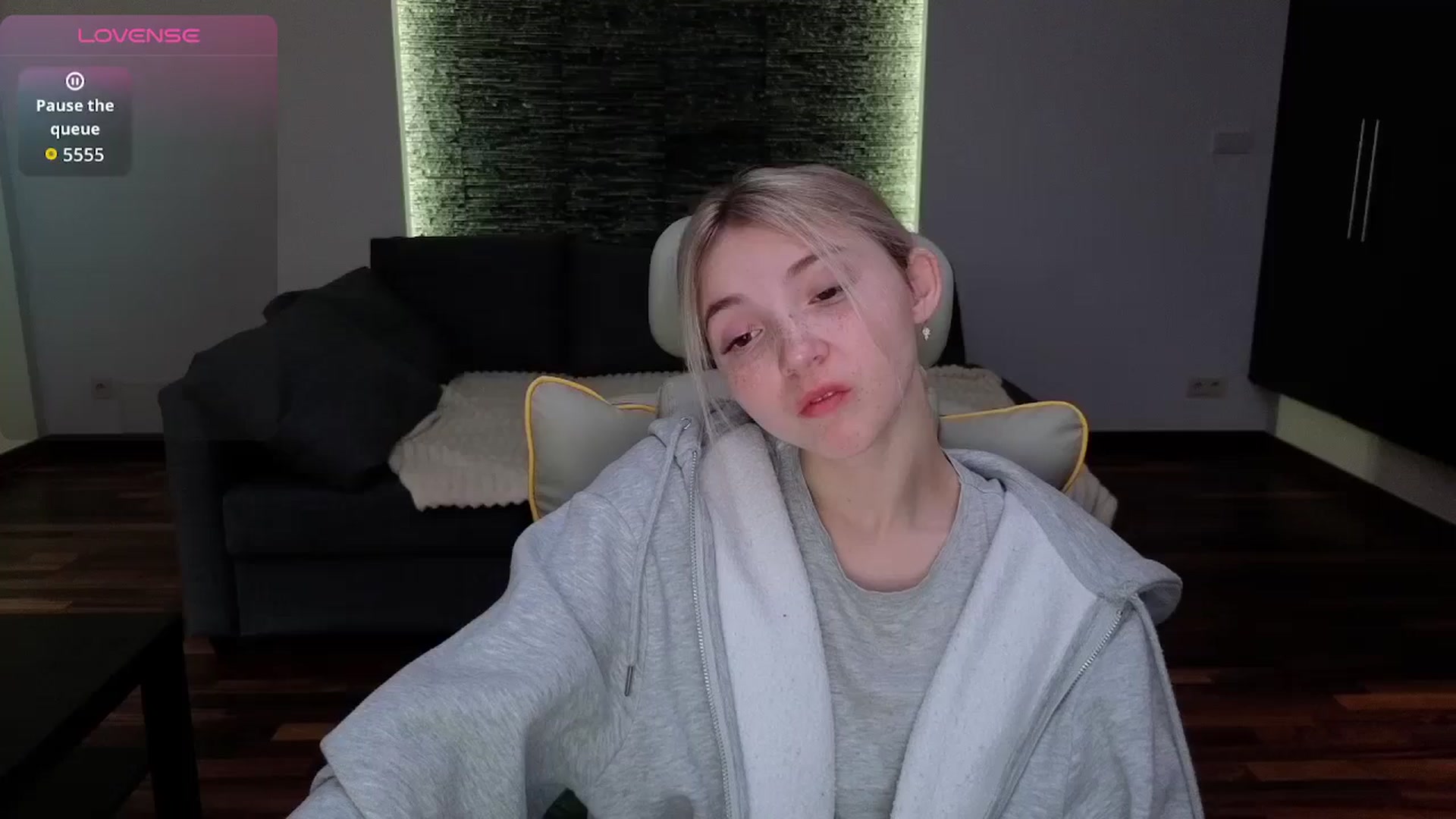 Gallery image thumbnail from Daisyy's myfreecams stream on, 04/08/2026, 15:52 image 1 of 20