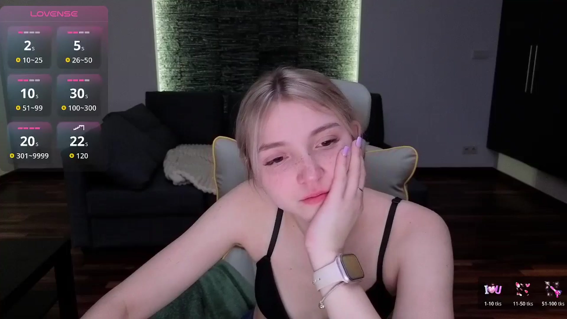 Gallery image thumbnail from Daisyy's myfreecams stream on, 04/08/2026, 17:11 image 6 of 20