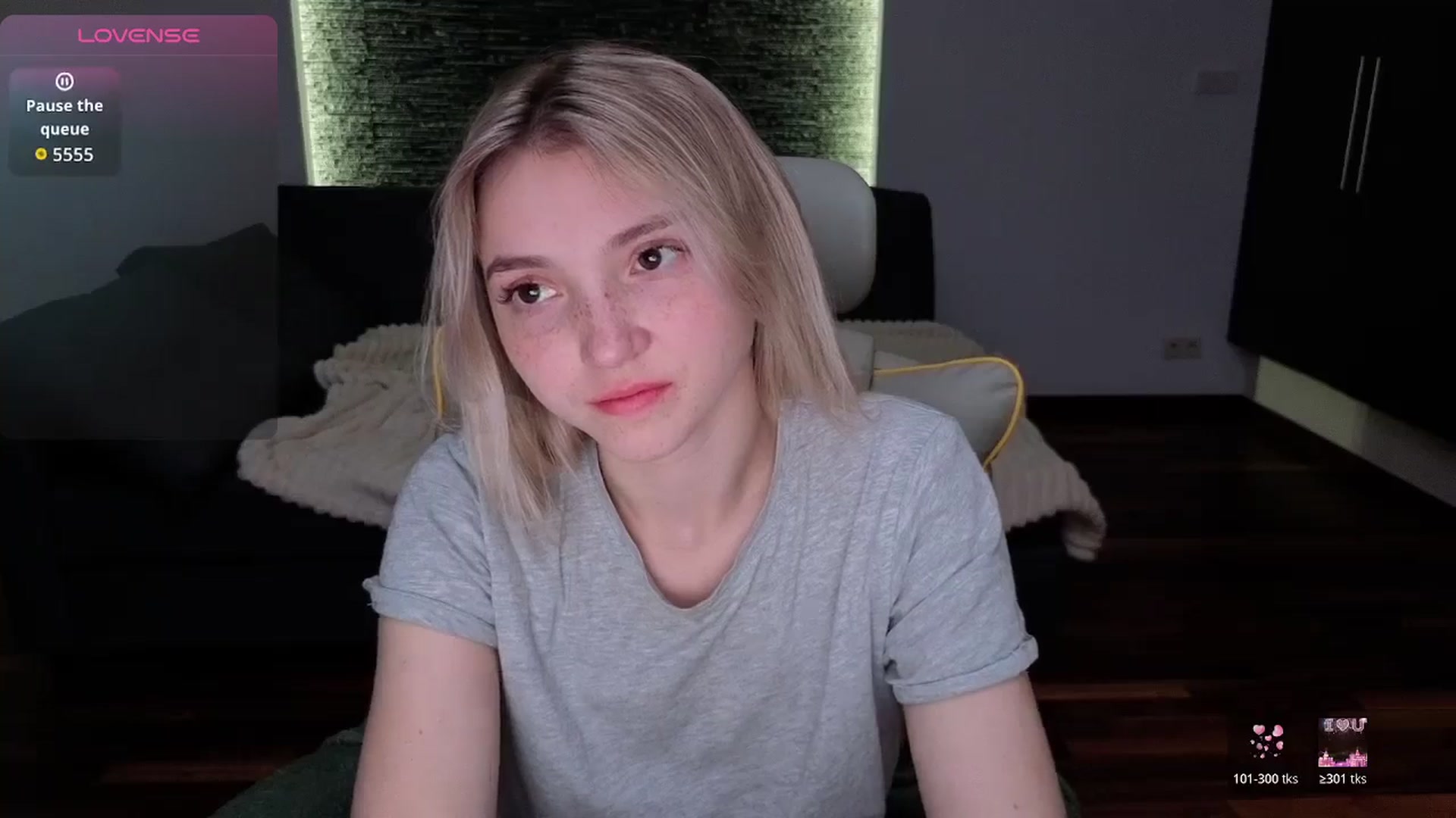 Gallery image thumbnail from Daisyy's myfreecams stream on, 04/08/2026, 21:58 image 18 of 20