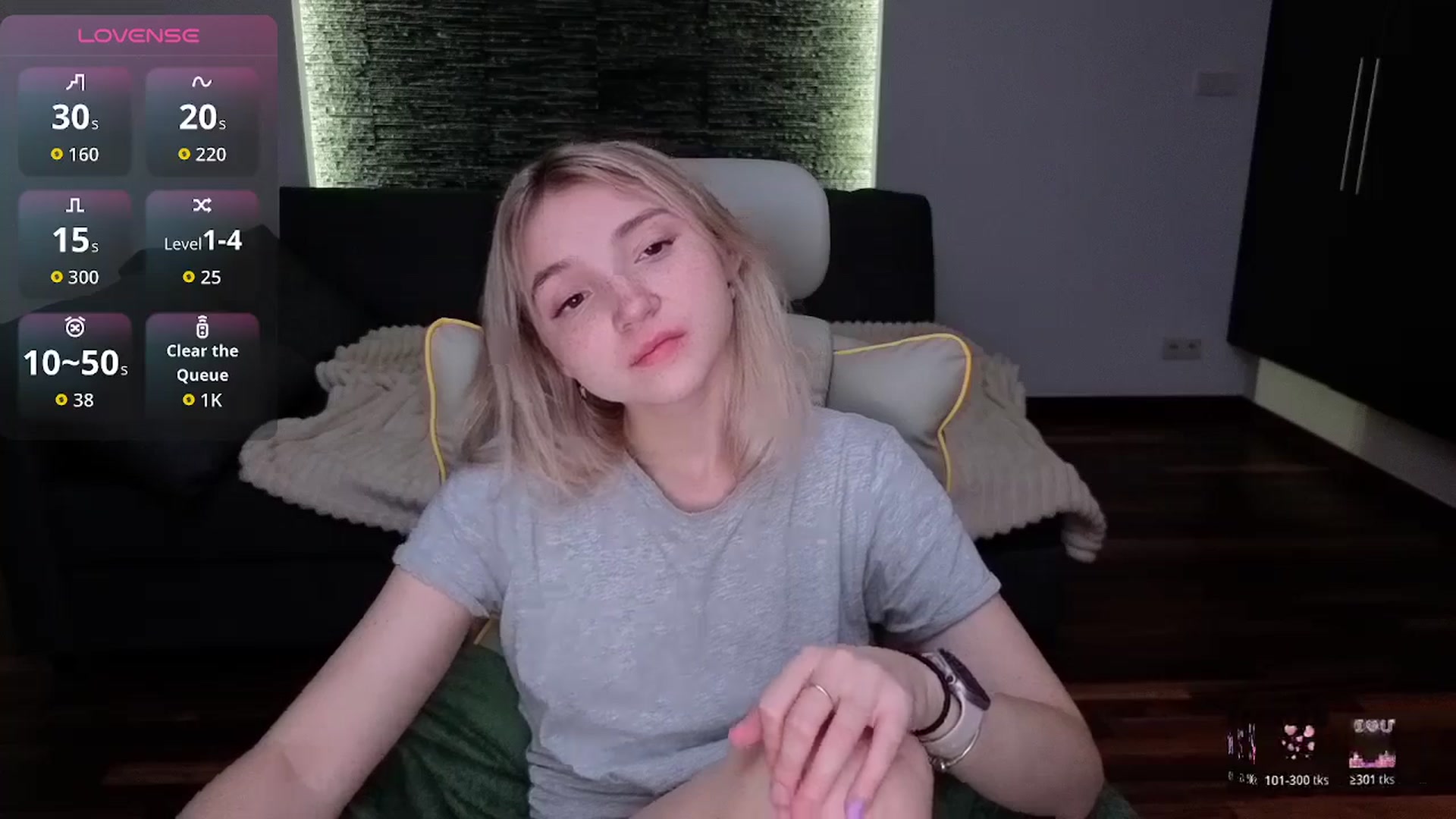 Gallery image thumbnail from Daisyy's myfreecams stream on, 04/08/2026, 21:58 image 4 of 20