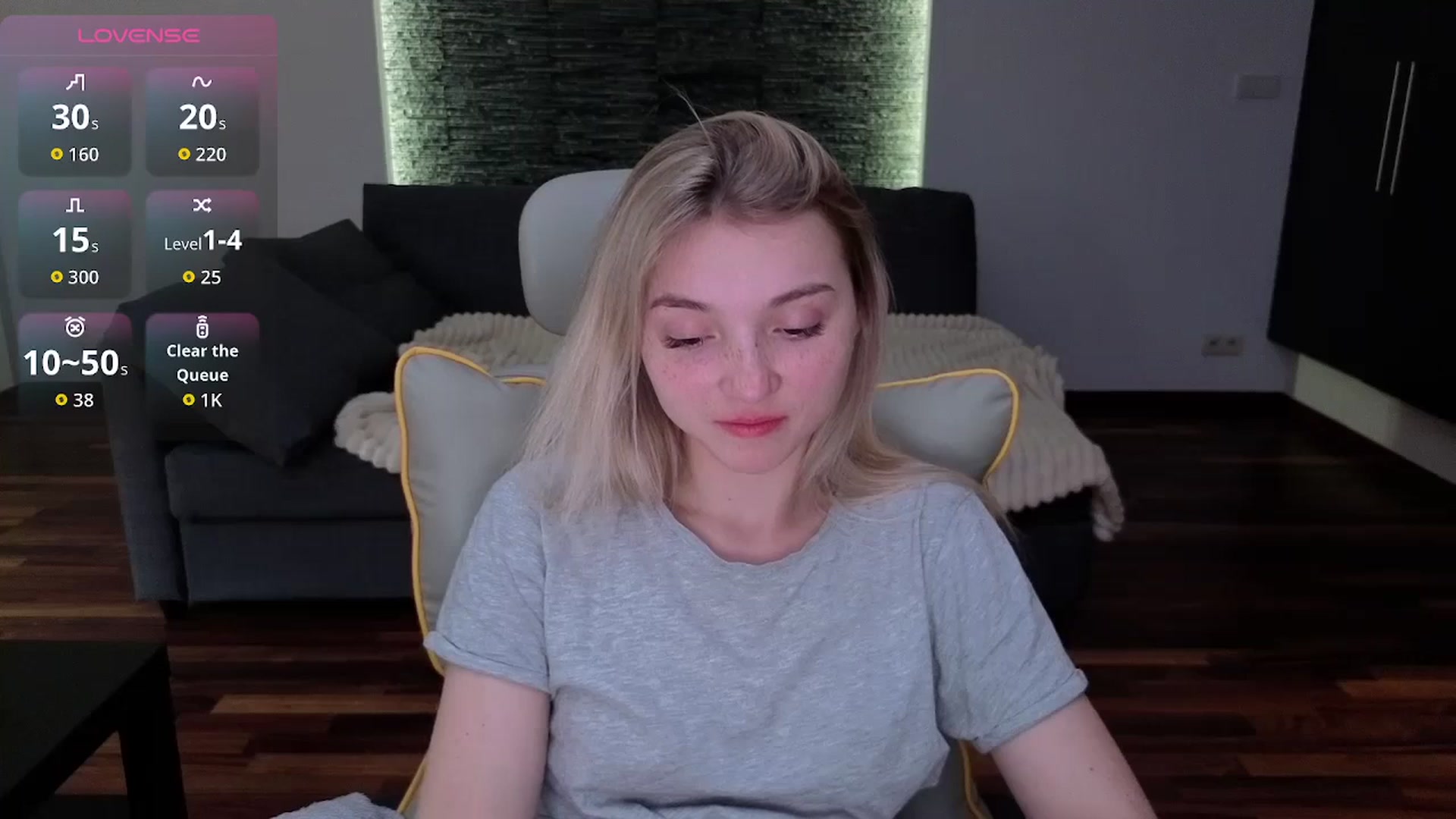 Gallery image thumbnail from Daisyy's myfreecams stream on, 04/09/2026, 14:04 image 9 of 20