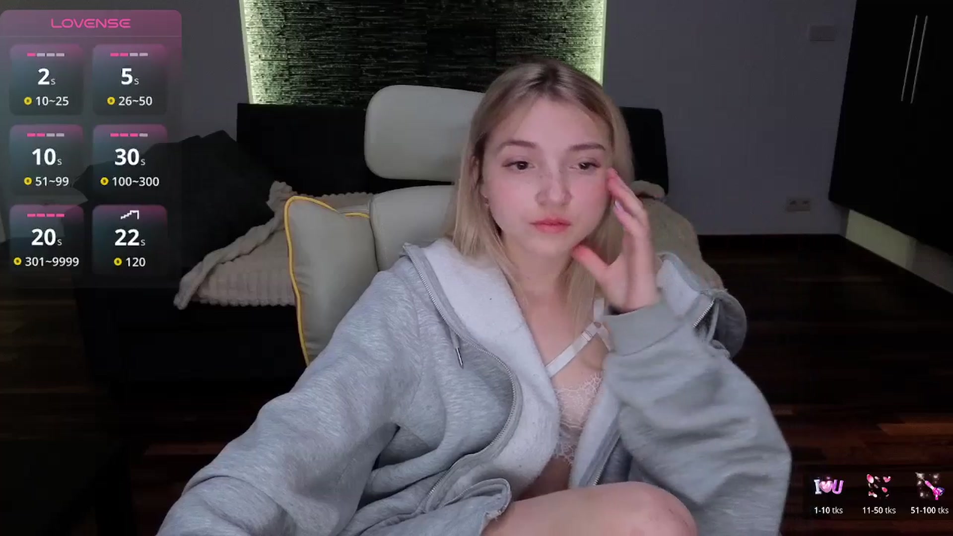 Gallery image thumbnail from Daisyy's myfreecams stream on, 04/09/2026, 20:16 image 11 of 20