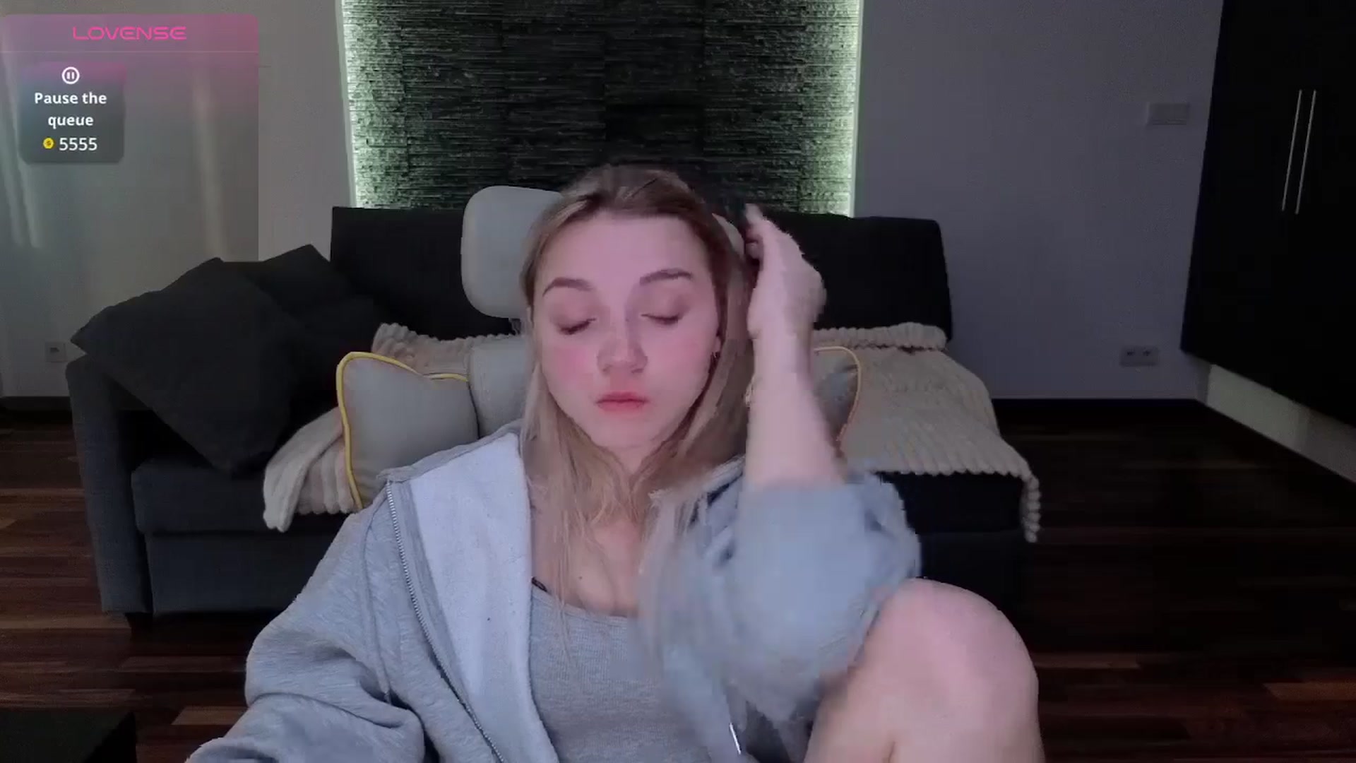 Gallery image thumbnail from Daisyy's myfreecams stream on, 04/10/2026, 16:38 image 18 of 20