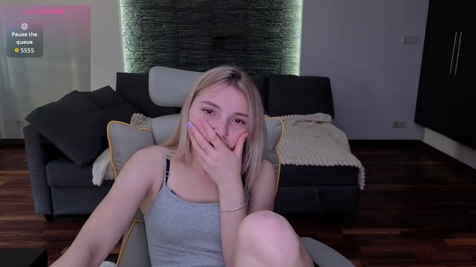 Gallery image thumbnail from Daisyy's myfreecams stream on, 04/10/2026, 16:38 image 12 of 20