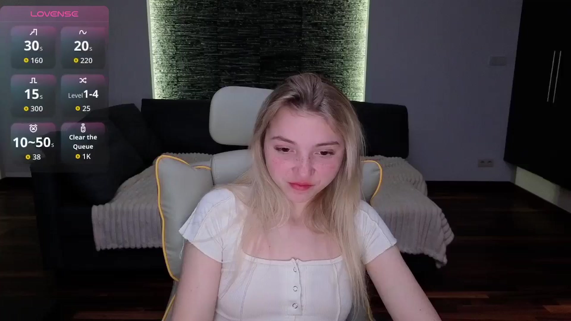 Gallery image thumbnail from Daisyy's myfreecams stream on, 04/13/2026, 19:58 image 15 of 20