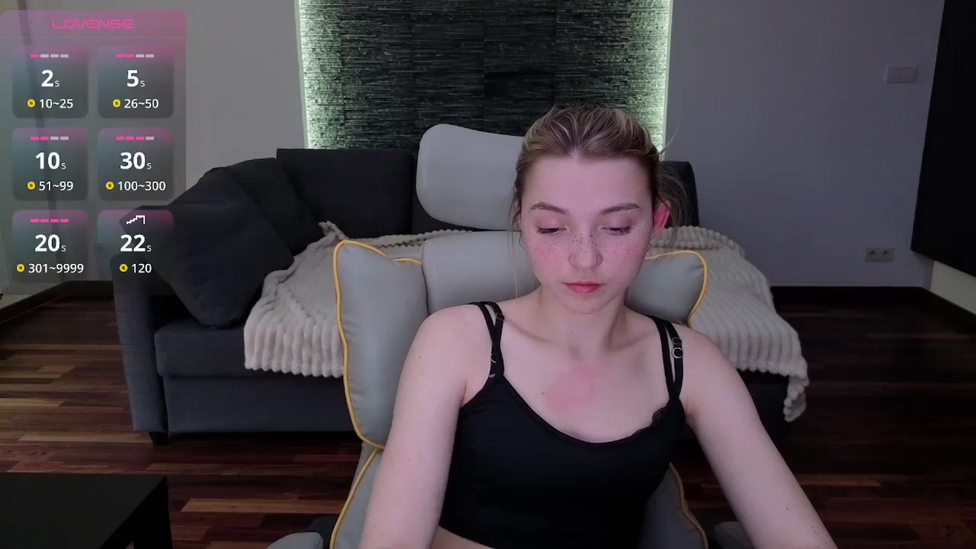 Gallery image thumbnail from Daisyy's myfreecams stream on, 04/14/2026, 16:51 image 2 of 20