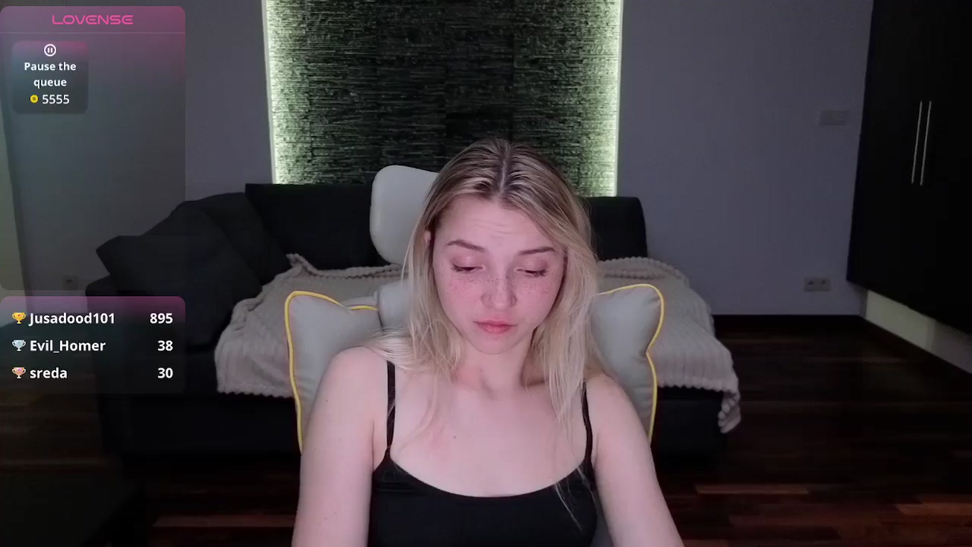 Gallery image thumbnail from Daisyy's myfreecams stream on, 04/14/2026, 17:49 image 20 of 20