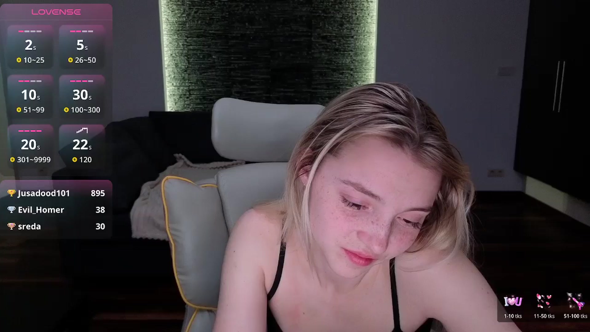 Gallery image thumbnail from Daisyy's myfreecams stream on, 04/14/2026, 17:49 image 8 of 20