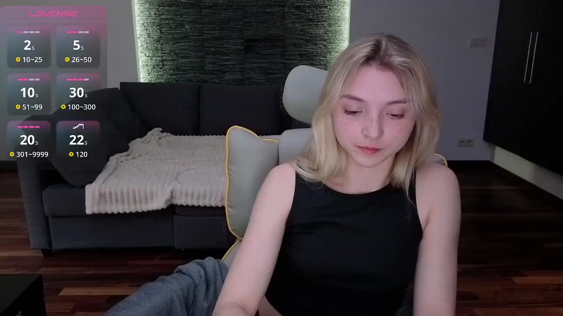 Gallery image thumbnail from Daisyy's myfreecams stream on, 04/15/2026, 17:09 image 8 of 20