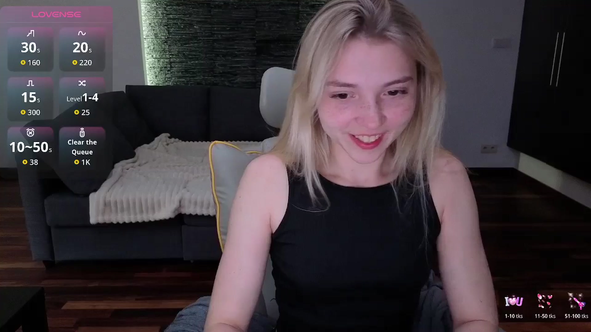 Gallery image thumbnail from Daisyy's myfreecams stream on, 04/15/2026, 17:09 image 11 of 20