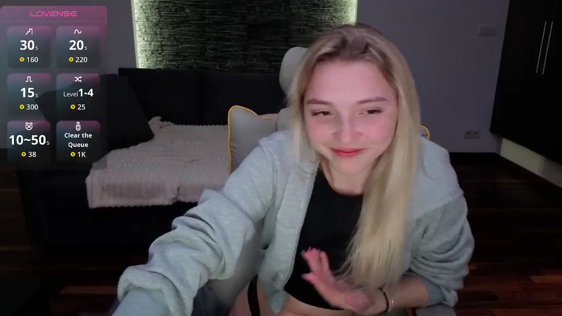 Gallery image thumbnail from Daisyy's myfreecams stream on, 04/15/2026, 19:21 image 19 of 20