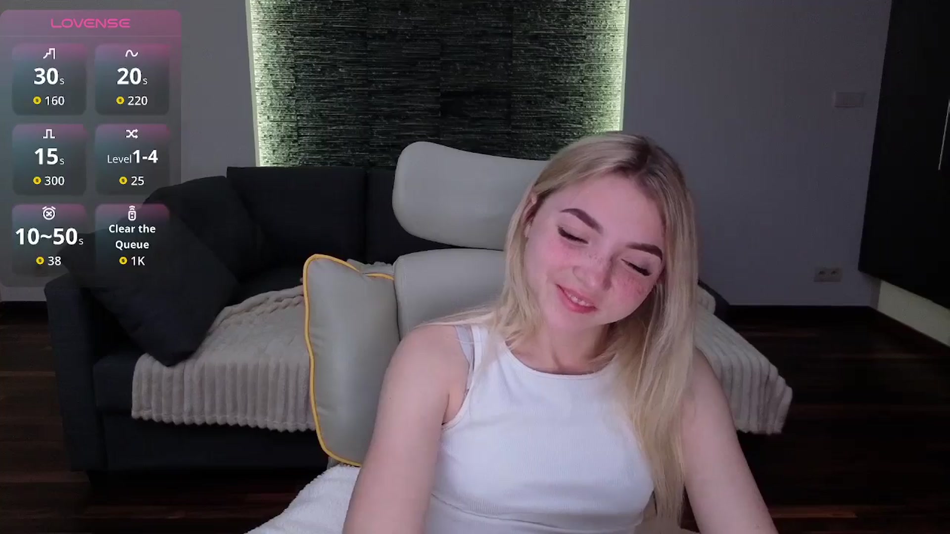 Gallery image thumbnail from Daisyy's myfreecams stream on, 04/19/2026, 16:31 image 2 of 20
