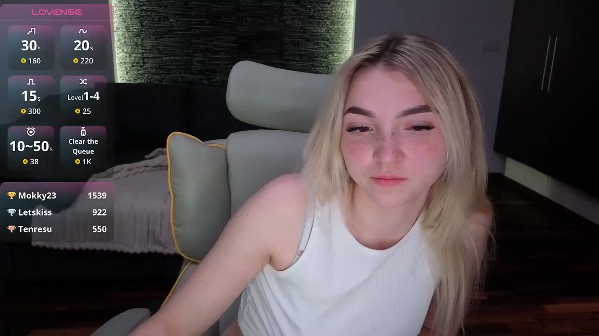 Gallery image thumbnail from Daisyy's myfreecams stream on, 04/19/2026, 18:31 image 3 of 20